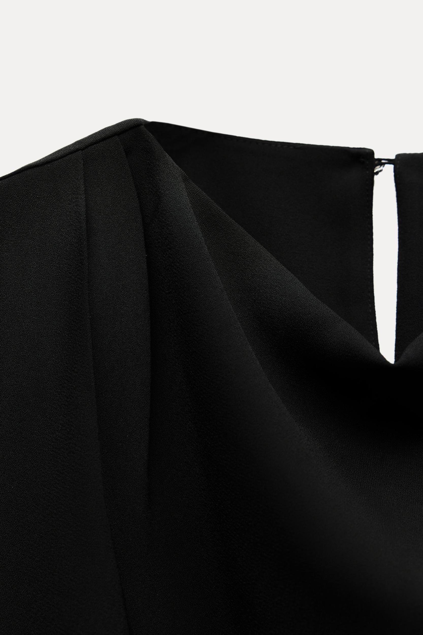 BLOUSE WITH JEWEL BUTTON Product Image