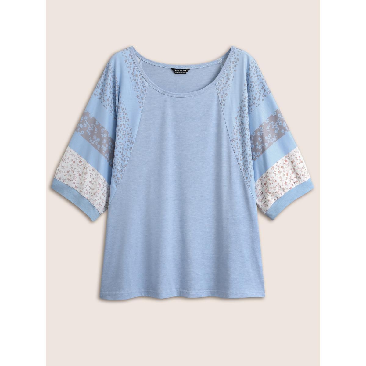 Plus Size Bandana Print Patchwork Raglan Sleeve T-shirt LightBlue Women Casual Contrast Natural Flowers Round Neck Everyday T-shirts BloomChic 14-16/1X Product Image