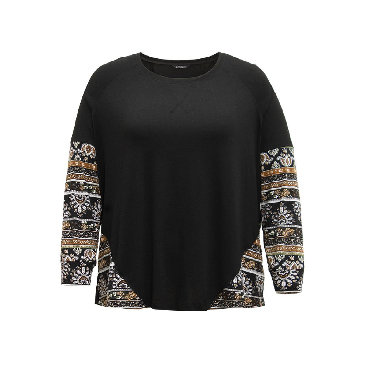 Plus Size Bandana Print Patchwork Raglan Sleeve T-shirt Black Women Casual Contrast Bohemian Print Round Neck Dailywear T-shirts BloomChic 30/6X Product Image