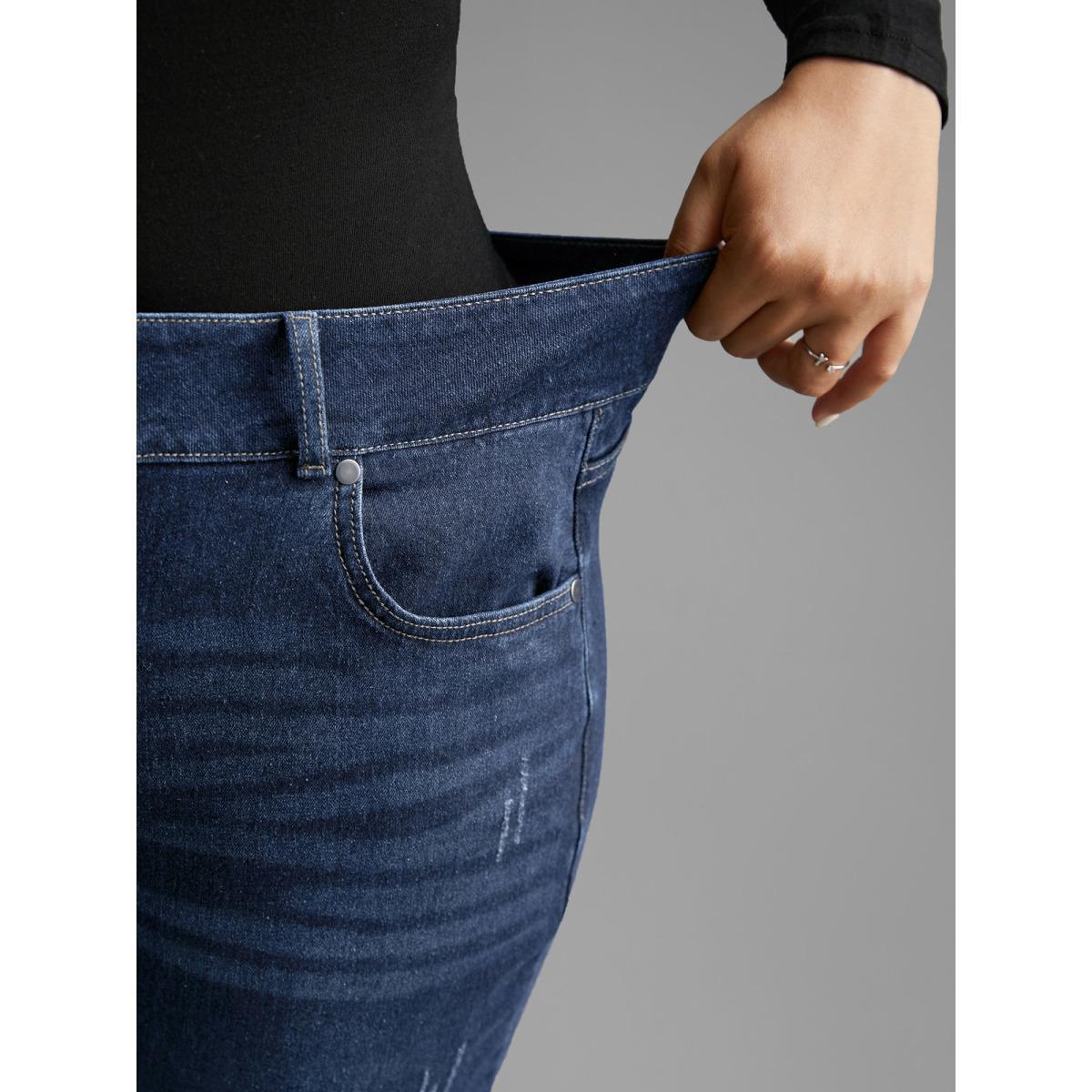 Plus Size Dark Wash Button Up Skinny Jeans Women Denimblue Casual Button Medium stretch Slanted pocket Jeans BloomChic 16/1X Product Image