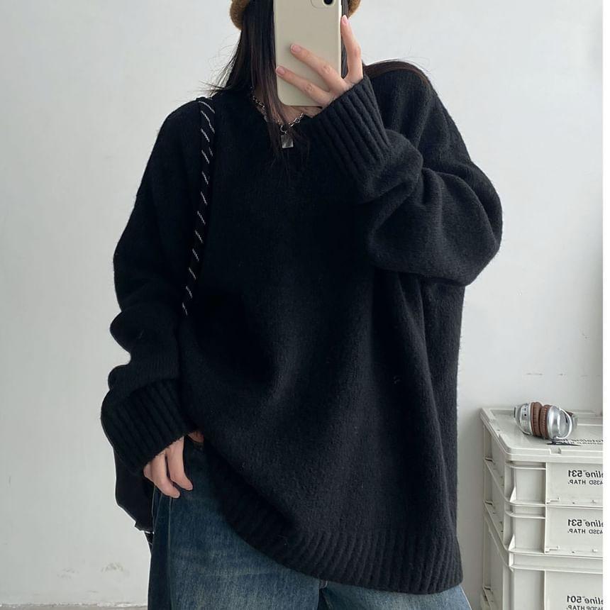 Drop Shoulder Round Neck Plain Oversized Sweater Product Image
