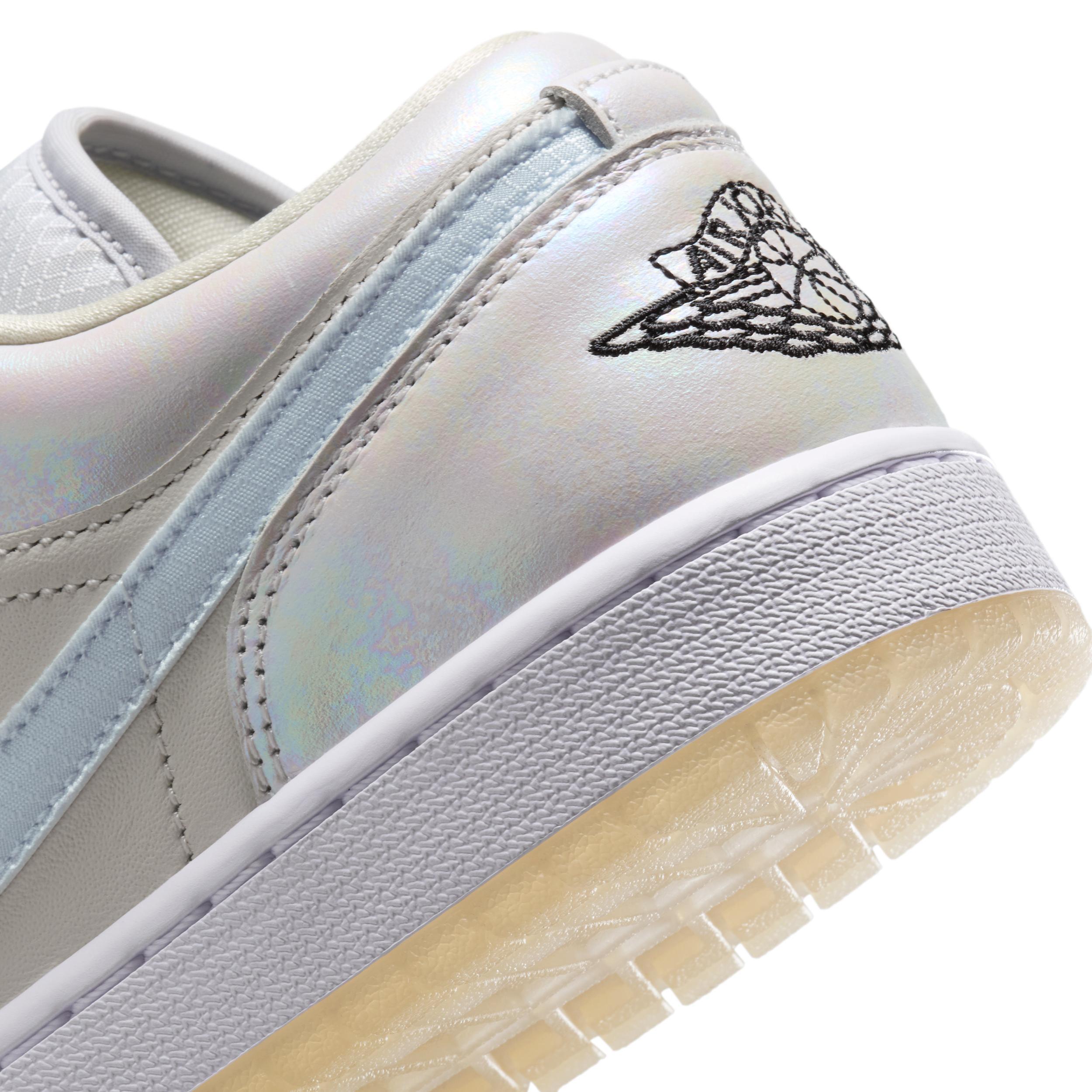 Womens Air Jordan 1 Low SE LNY Shoes Product Image