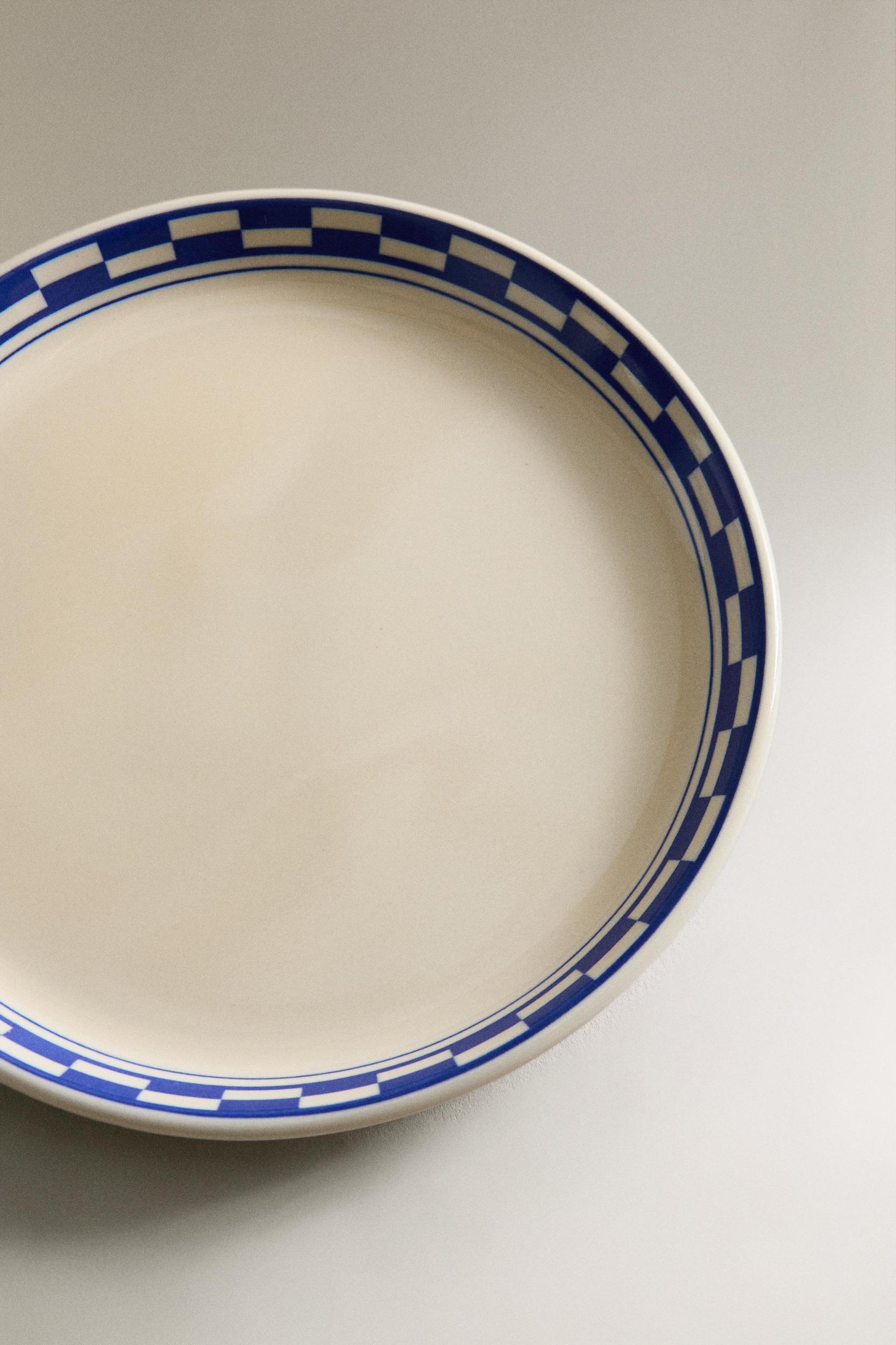 CERAMIC SIDE PLATE WITH CHECKED RIM Product Image