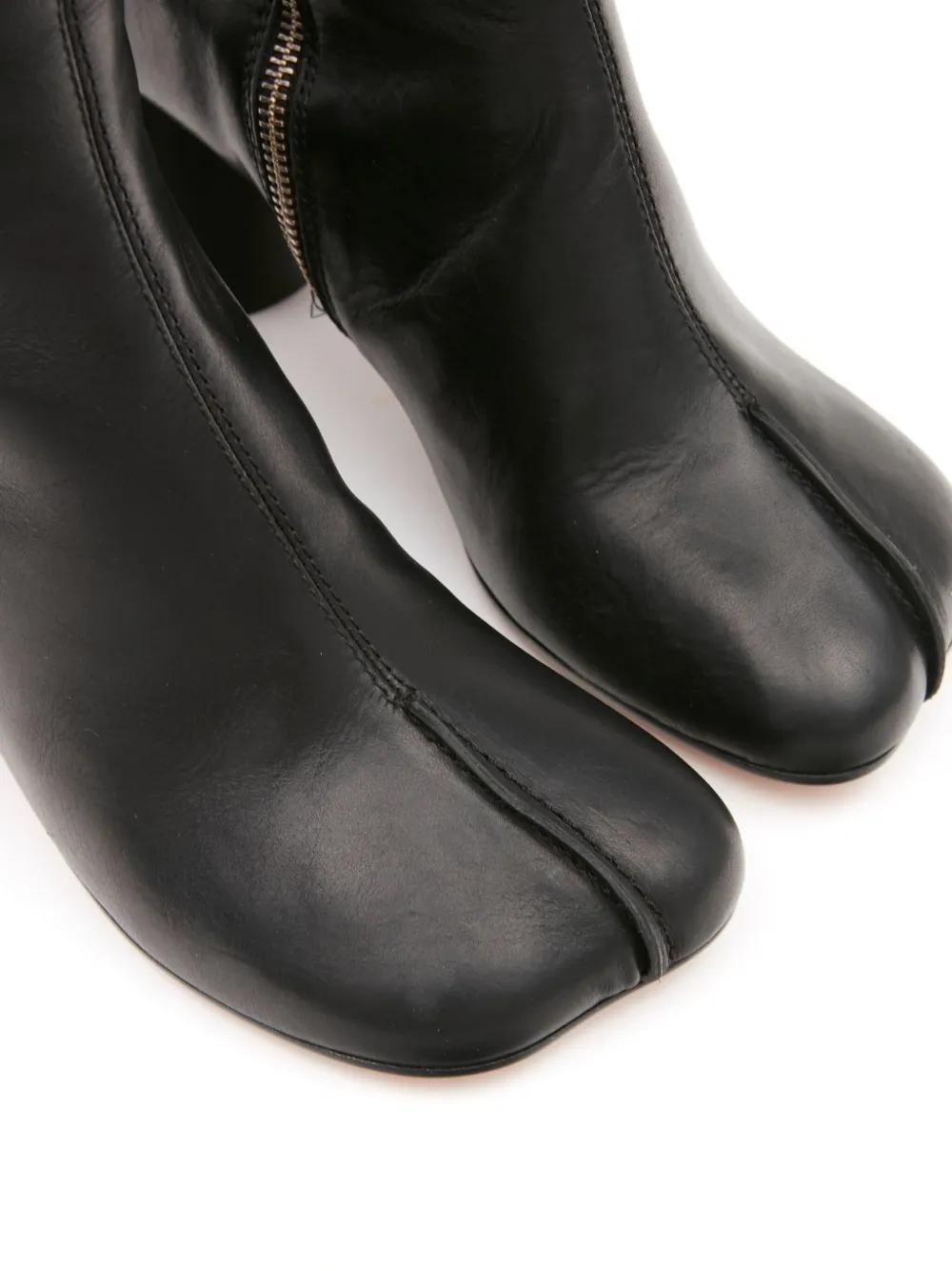 knee-high leather boots Product Image