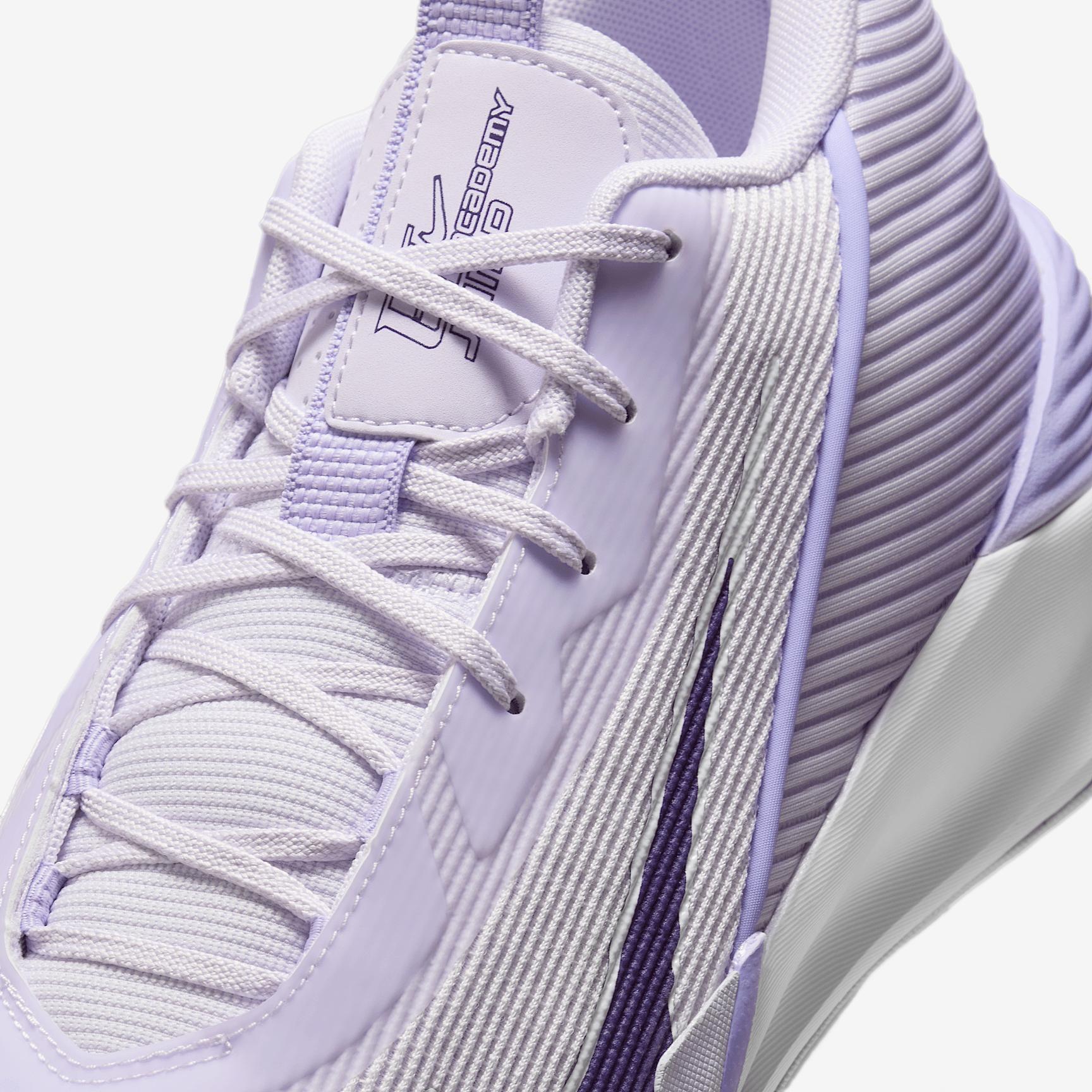 Nike G.T. Jump Academy Basketball Shoes Product Image