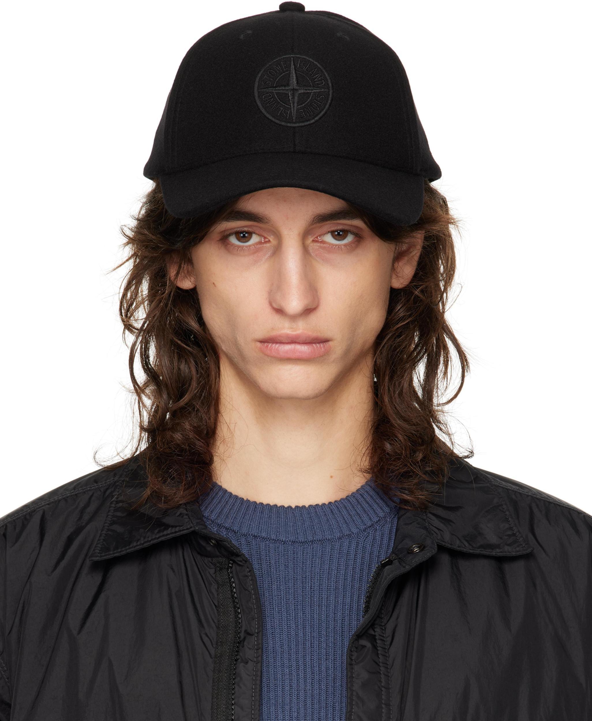 STONE ISLAND Black Flanella Insulated Cap In V0029 Black Product Image