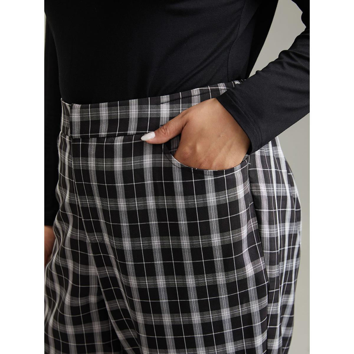 Plus Size Plaid Elastic Waist Straight Leg Pants Women Black Office Straight Leg High Rise Work Pants BloomChic 12/L Product Image