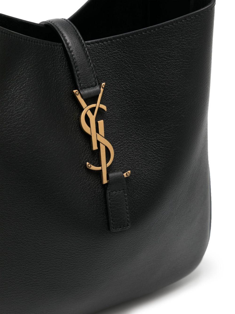 small Le 5 à 7 shoulder bag Product Image