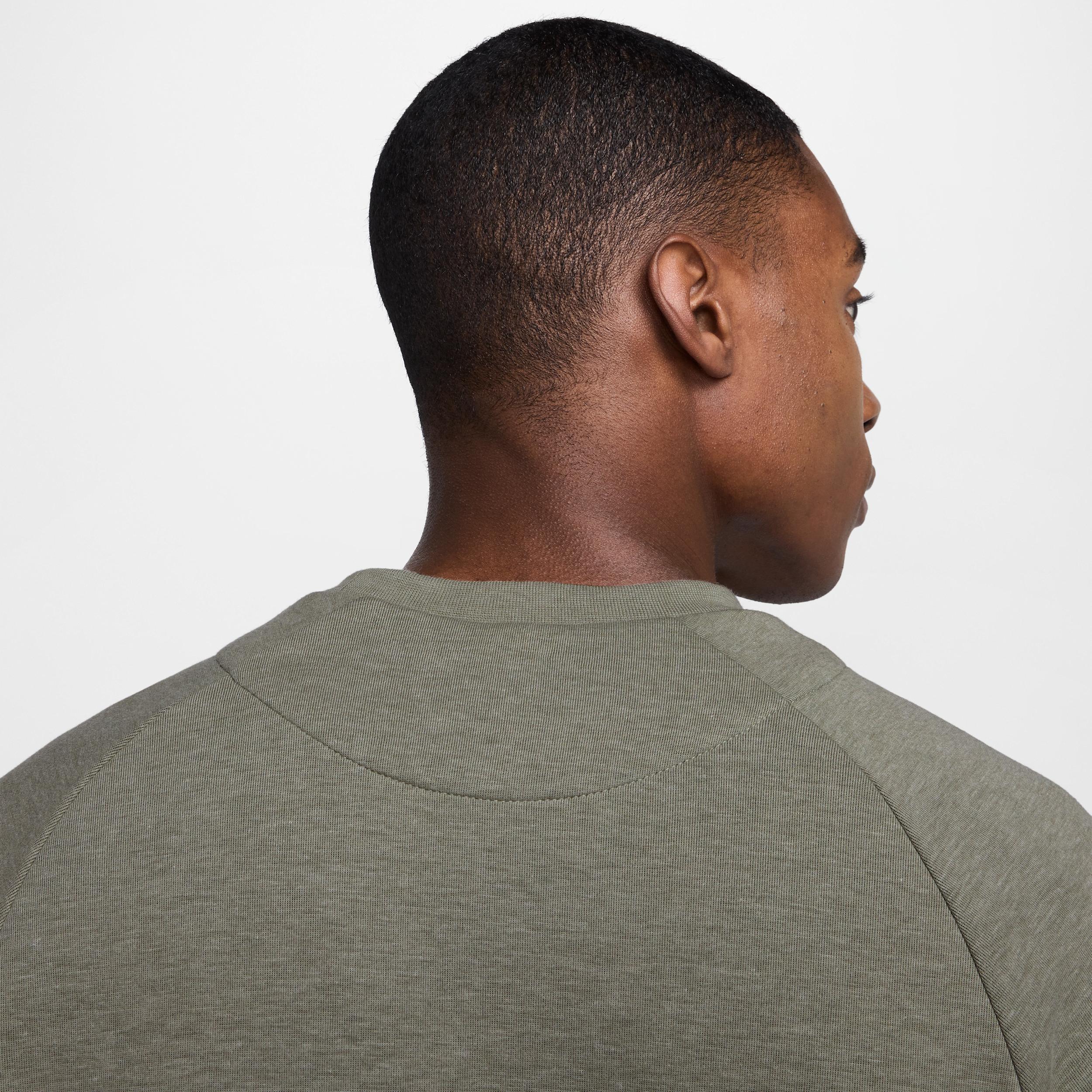 Nike Men's Primary Fleece Dri-FIT UV Performance Crew Product Image