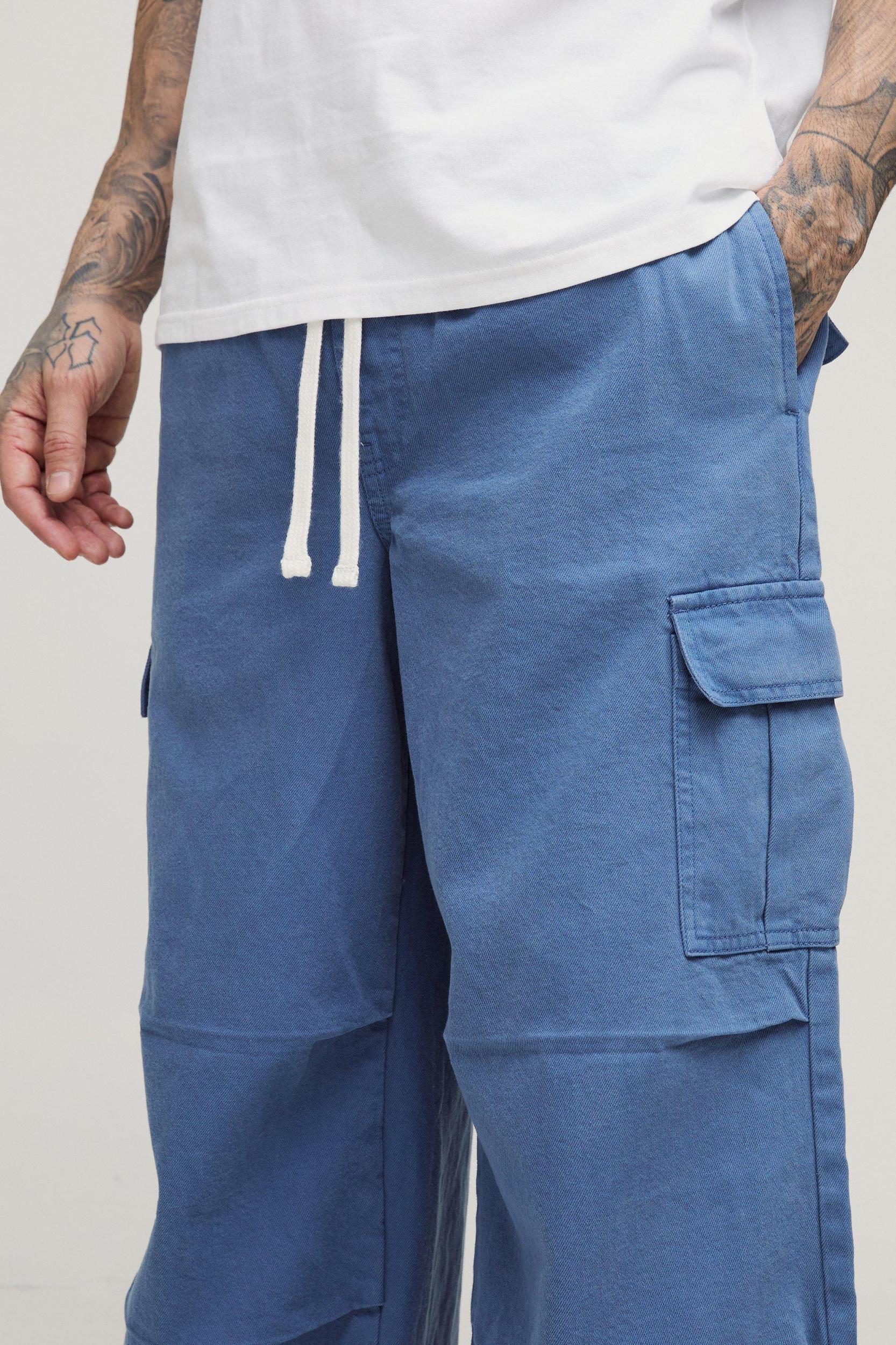 Tall Extreme Baggy Fit Cargo Pants | boohooMAN USA Product Image