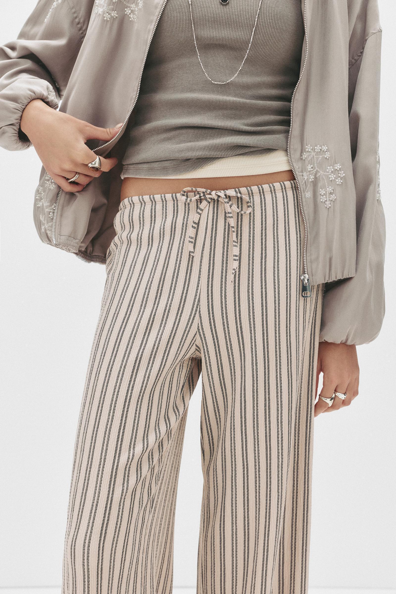 Striped wide leg pants Product Image