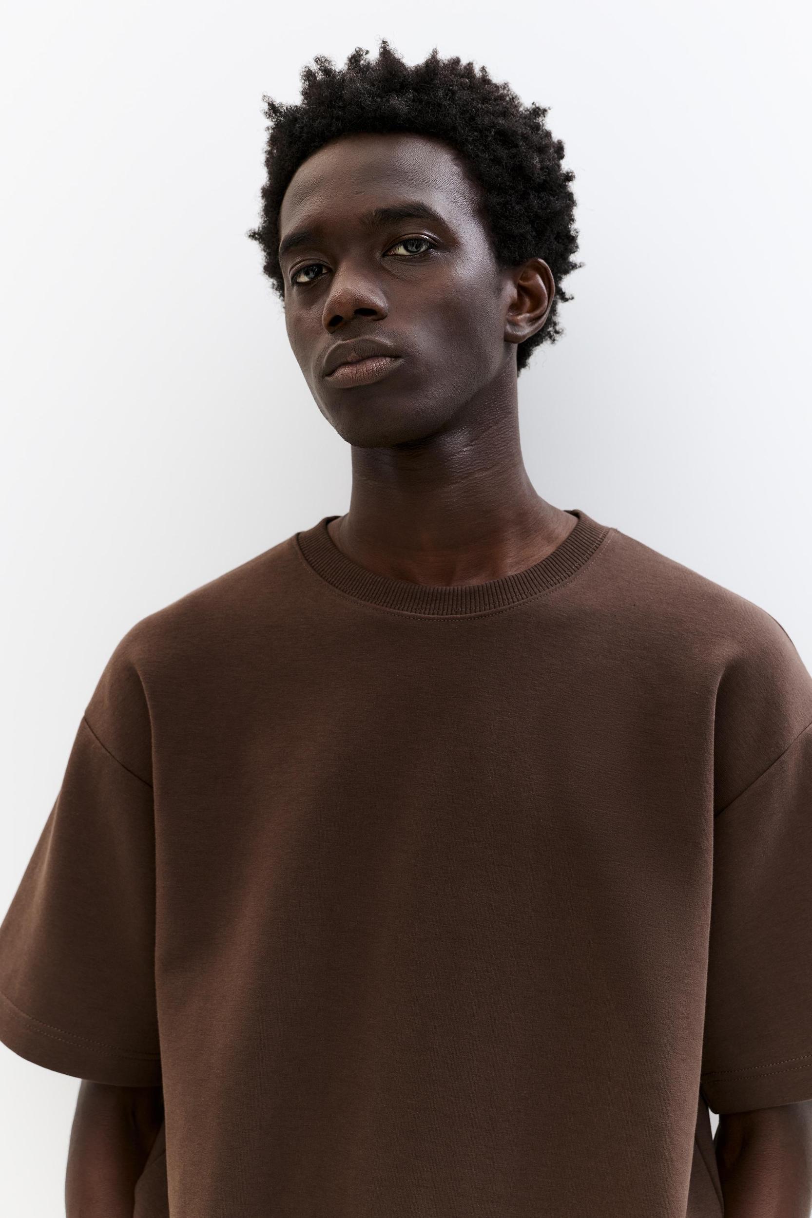 Basic short sleeve sweatshirt Product Image