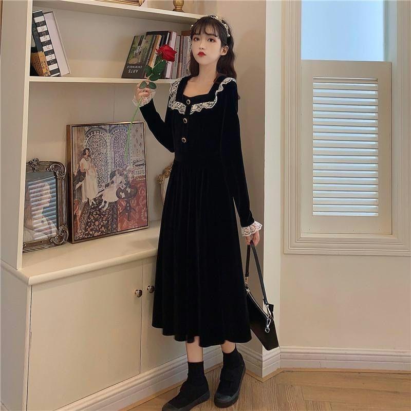 Long-Sleeve Square Neck Plain Lace Trim Midi A-Line Dress Product Image
