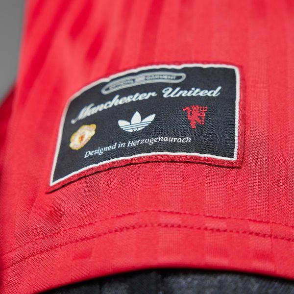 Manchester United Terrace Icons Jersey (Gender Neutral) Product Image