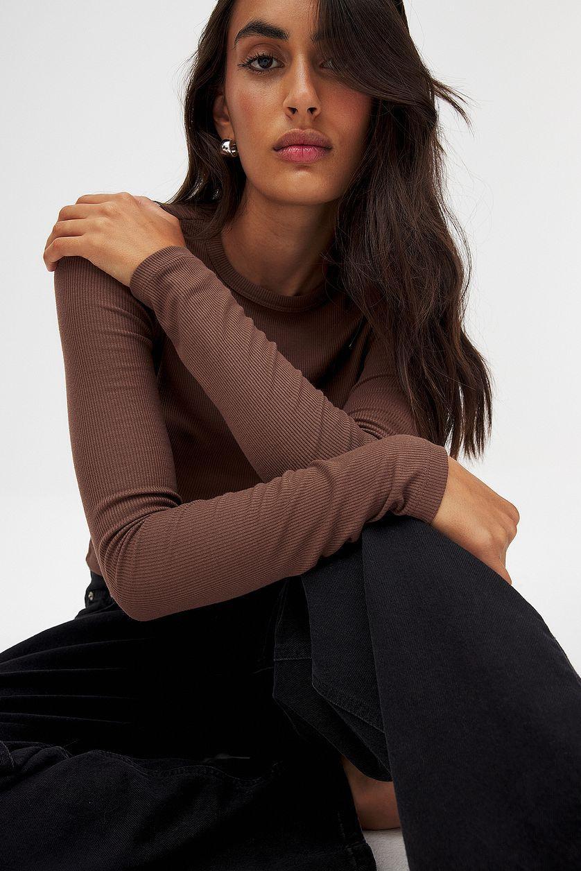 Ribbed Long Sleeved Round Neck Top Product Image
