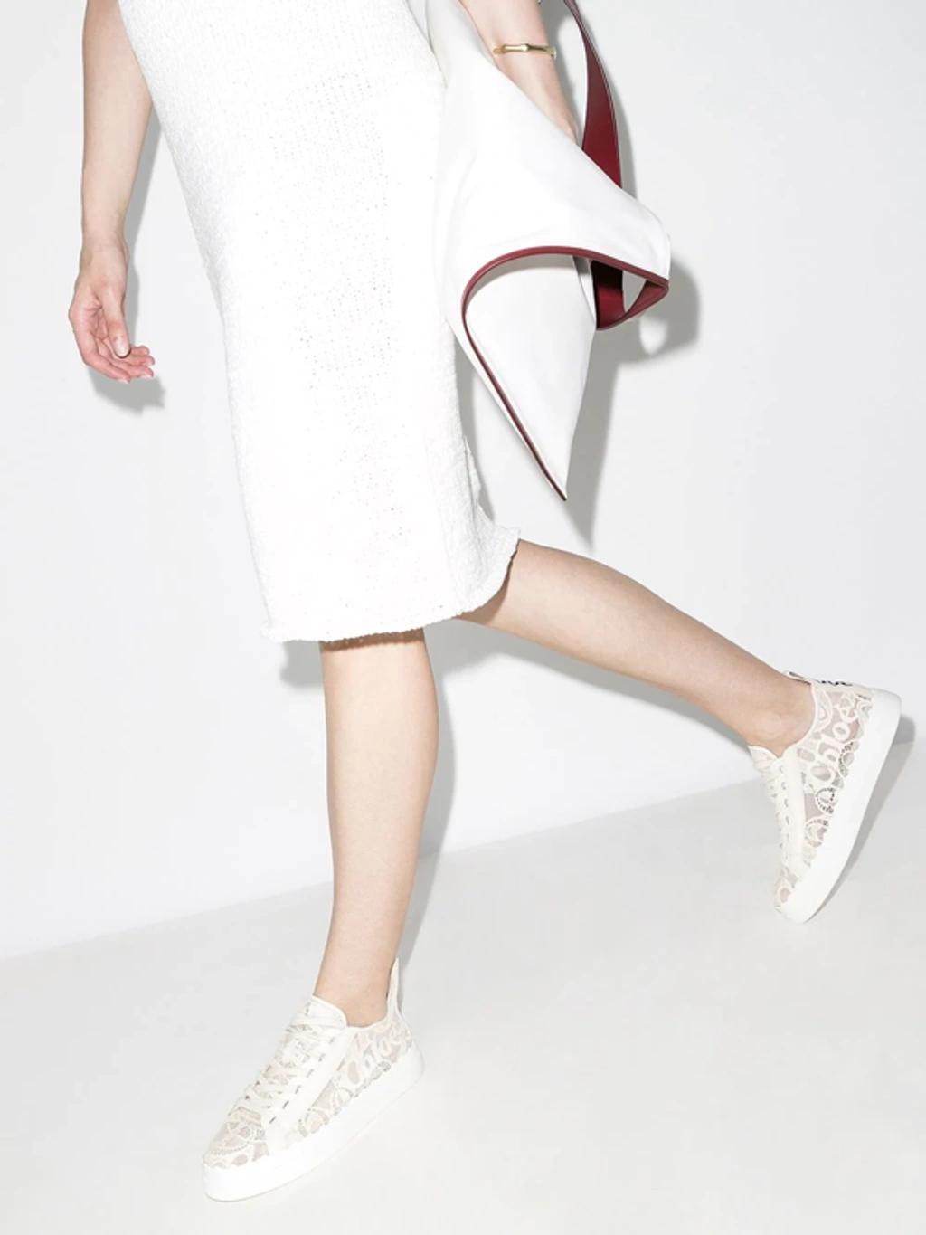 CHLOÉ Beige Lace Lauren Sneakers In Mild Beige Product Image