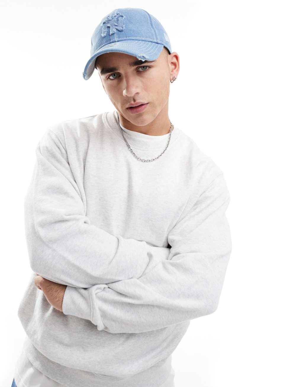 Jack & Jones super oversized crew neck sweatshirt in white heather Product Image