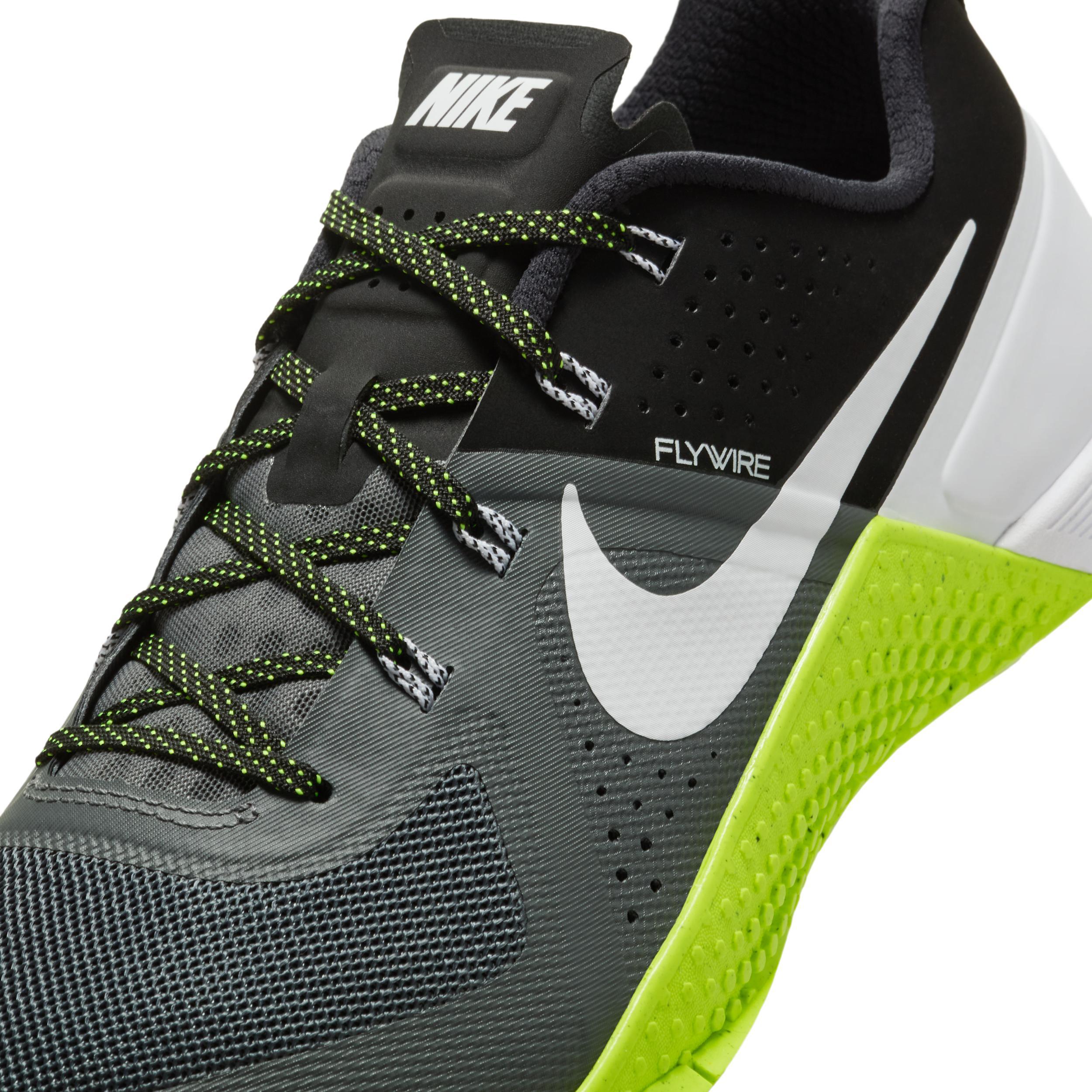 Nike Men's Metcon 1 OG Workout Shoes Product Image