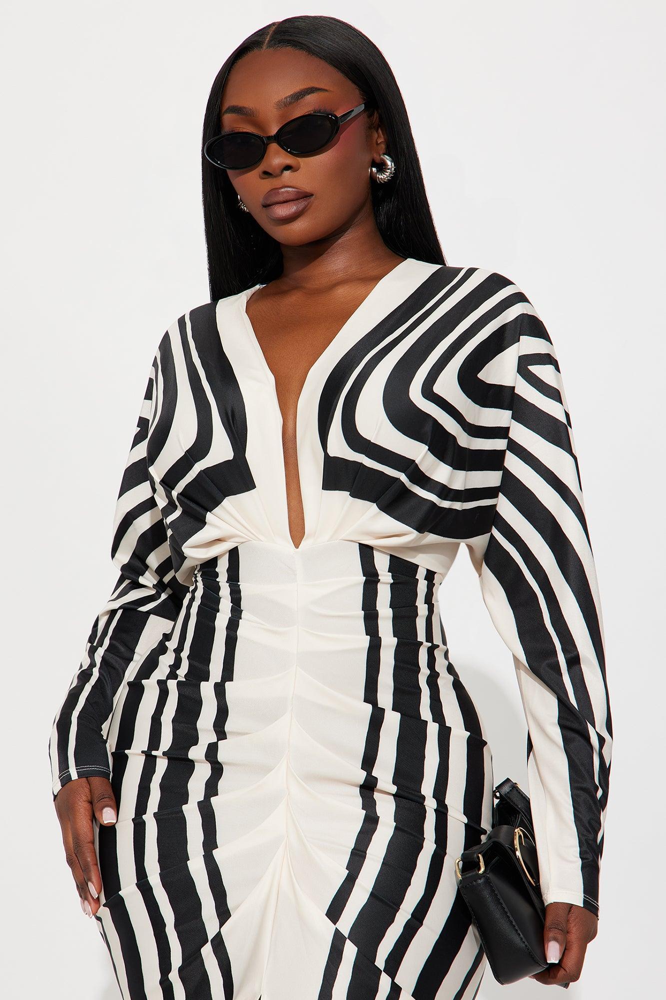Camellia Maxi Dress - Black/White Product Image