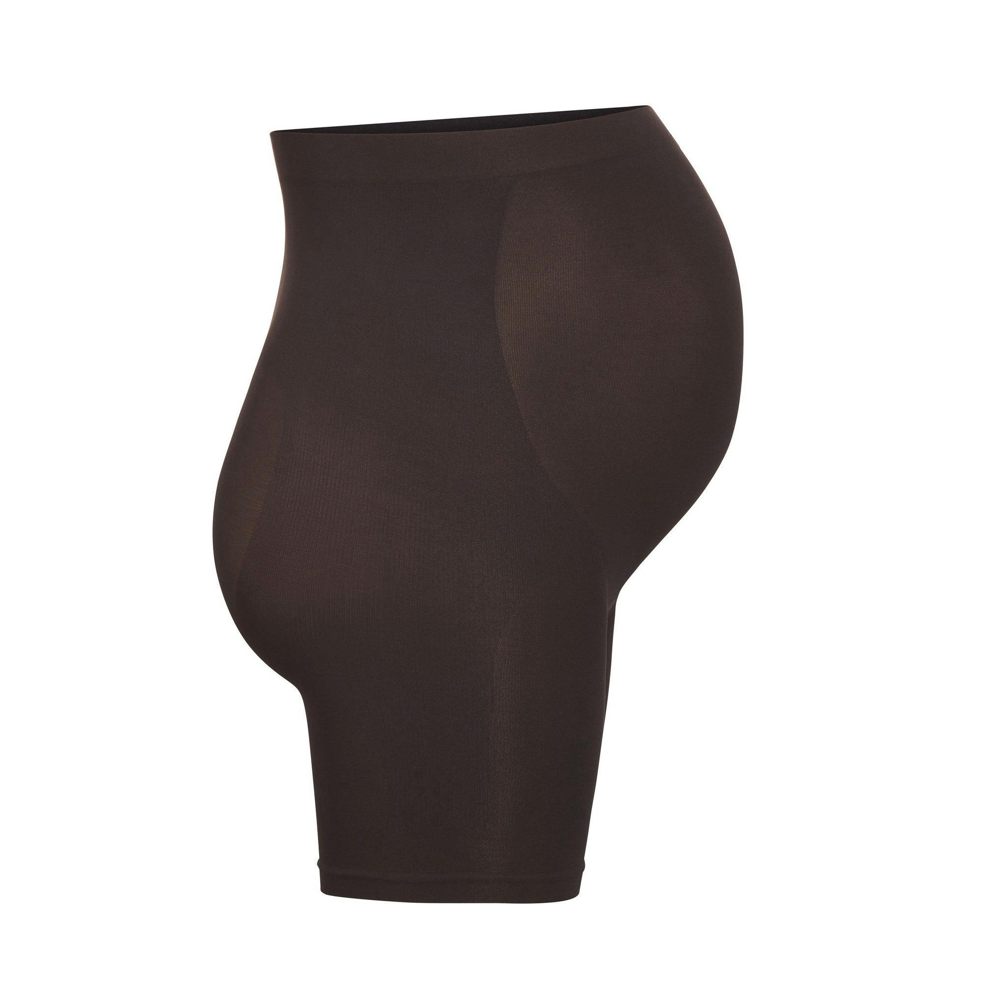 MATERNITY SCULPTING SHORT MID THIGH | ONYX Product Image