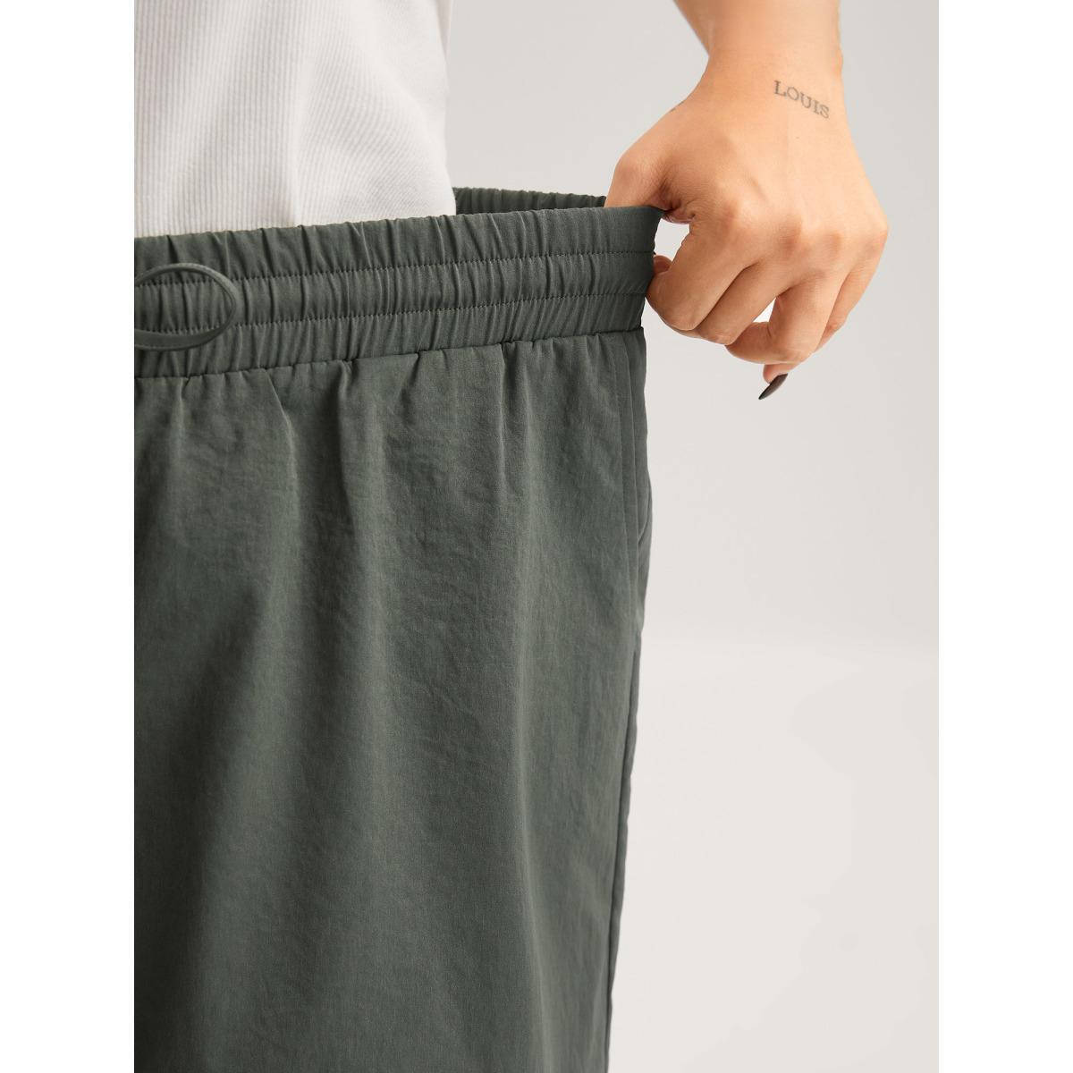 Plus Size Waist-Tie Solid Wide-Leg Shorts Women ArmyGreen Casual Drawstring Wide Leg Everyday-Casual Shorts BloomChic 12/L Product Image