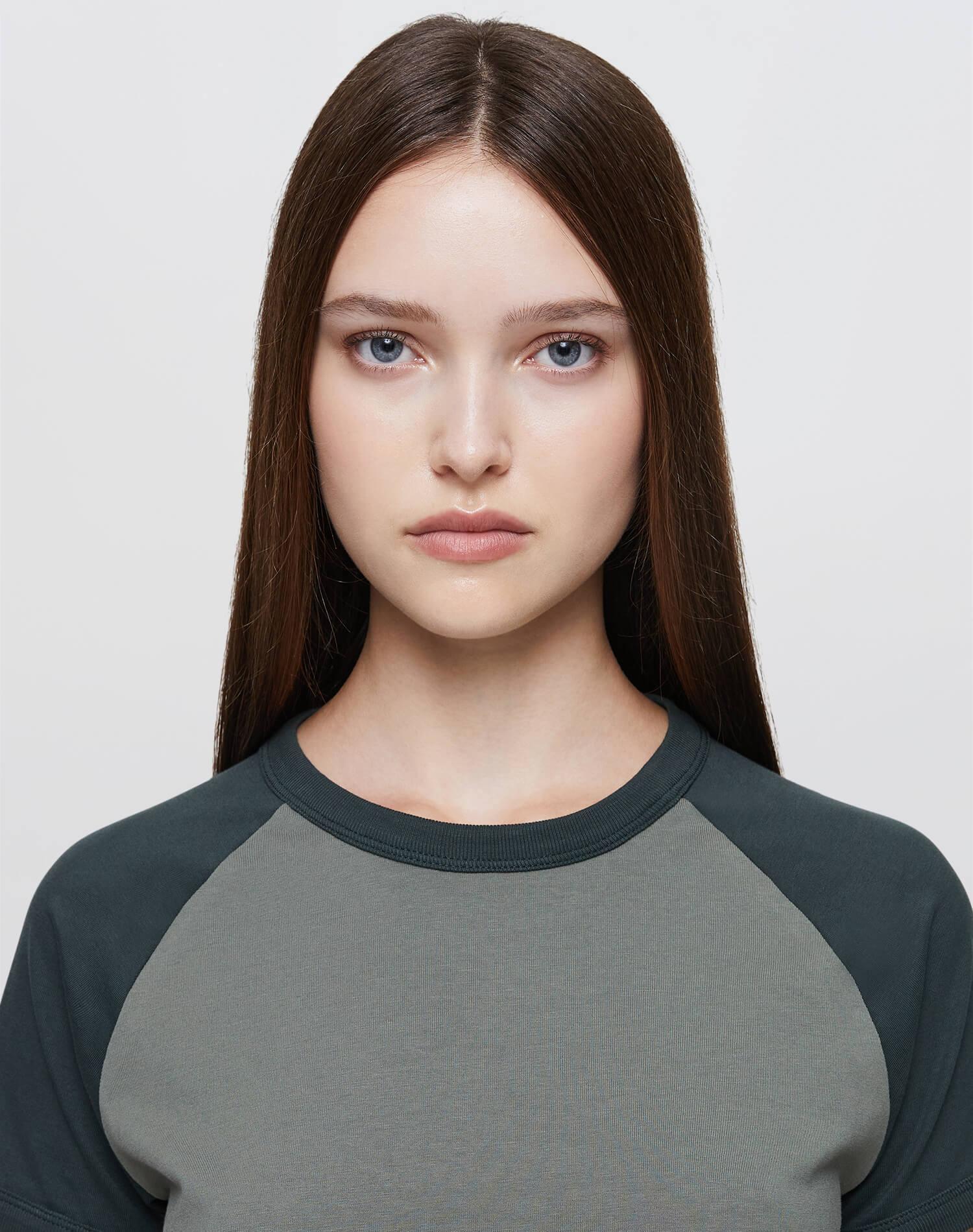 Hanes Raglan Baseball Tee - Juniper Mix Product Image