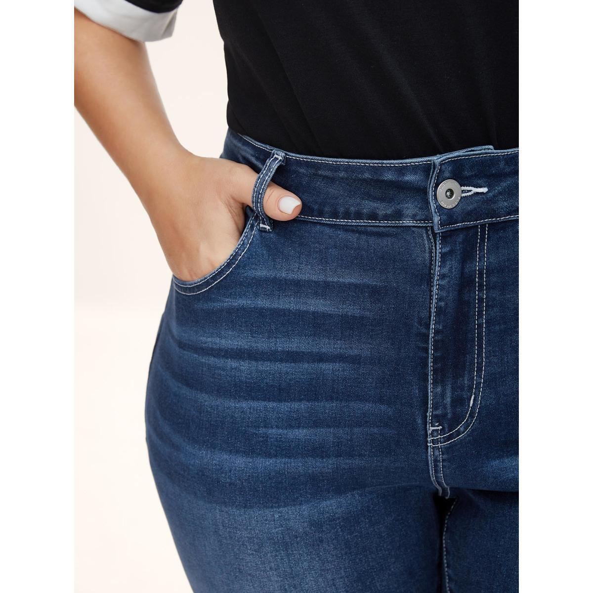 Plus Size Whiskered Wash Crop Skinny-Fit Jeans Women Midblue Medium stretch Slanted pocket Jeans BloomChic 22/3X Product Image