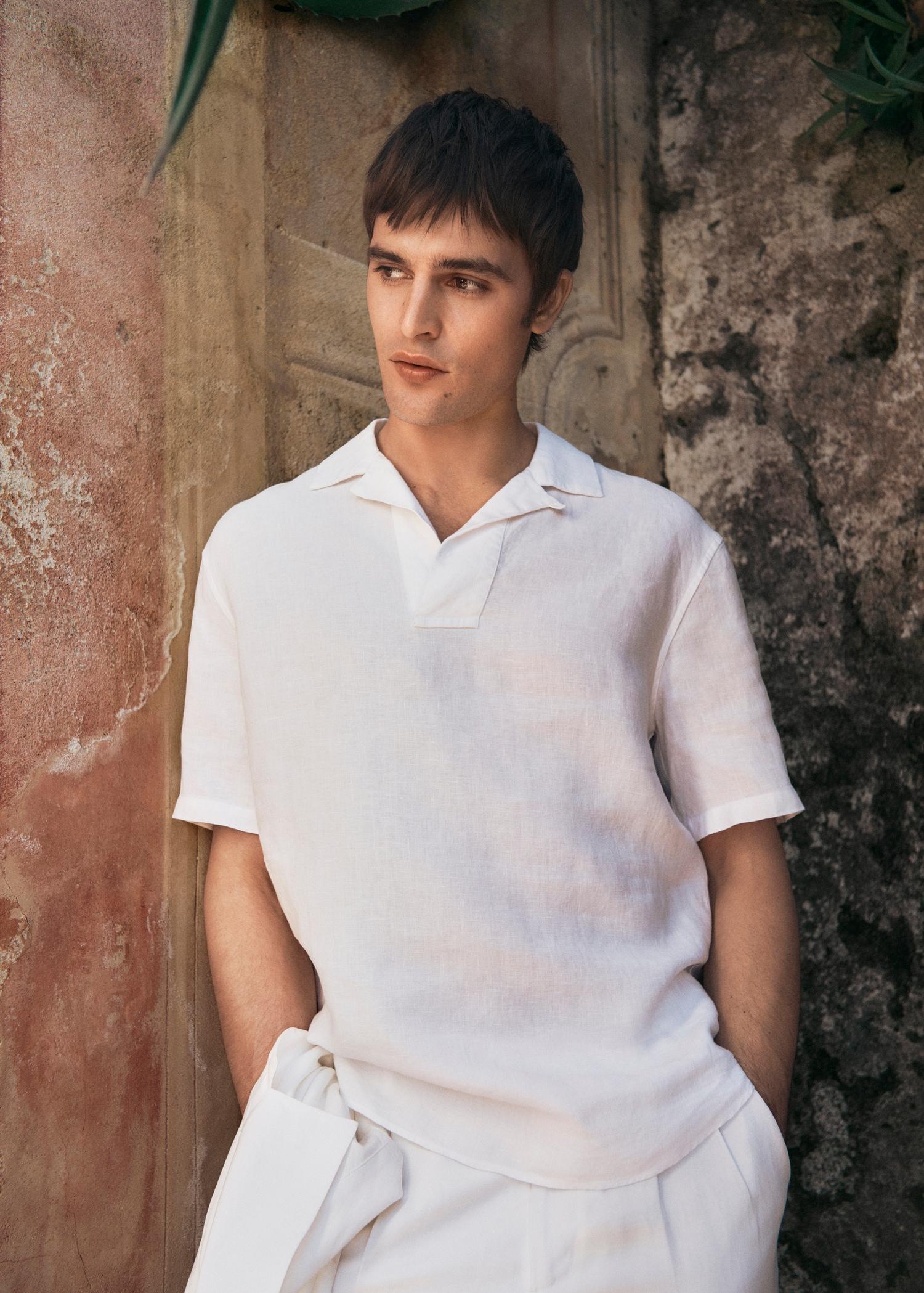 Lyocell linen regular-fit polo shirt - Men | MANGO USA Product Image