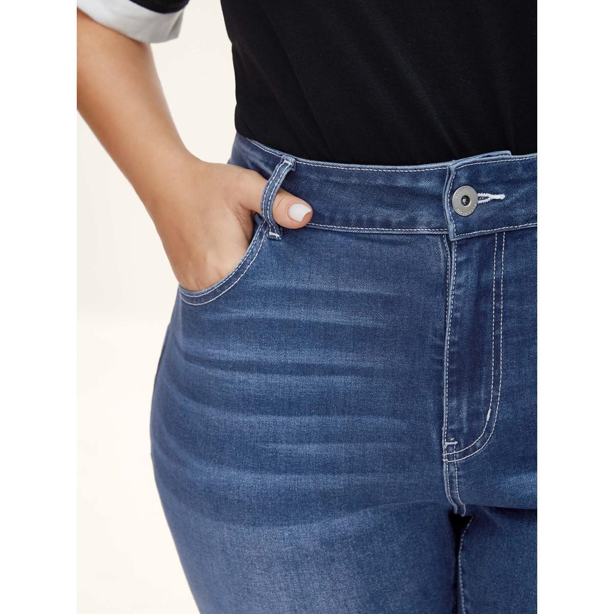 Plus Size Whiskered Wash Crop Skinny-Fit Jeans Women Denimlightblue Medium stretch Slanted pocket Jeans BloomChic 28/5X Product Image