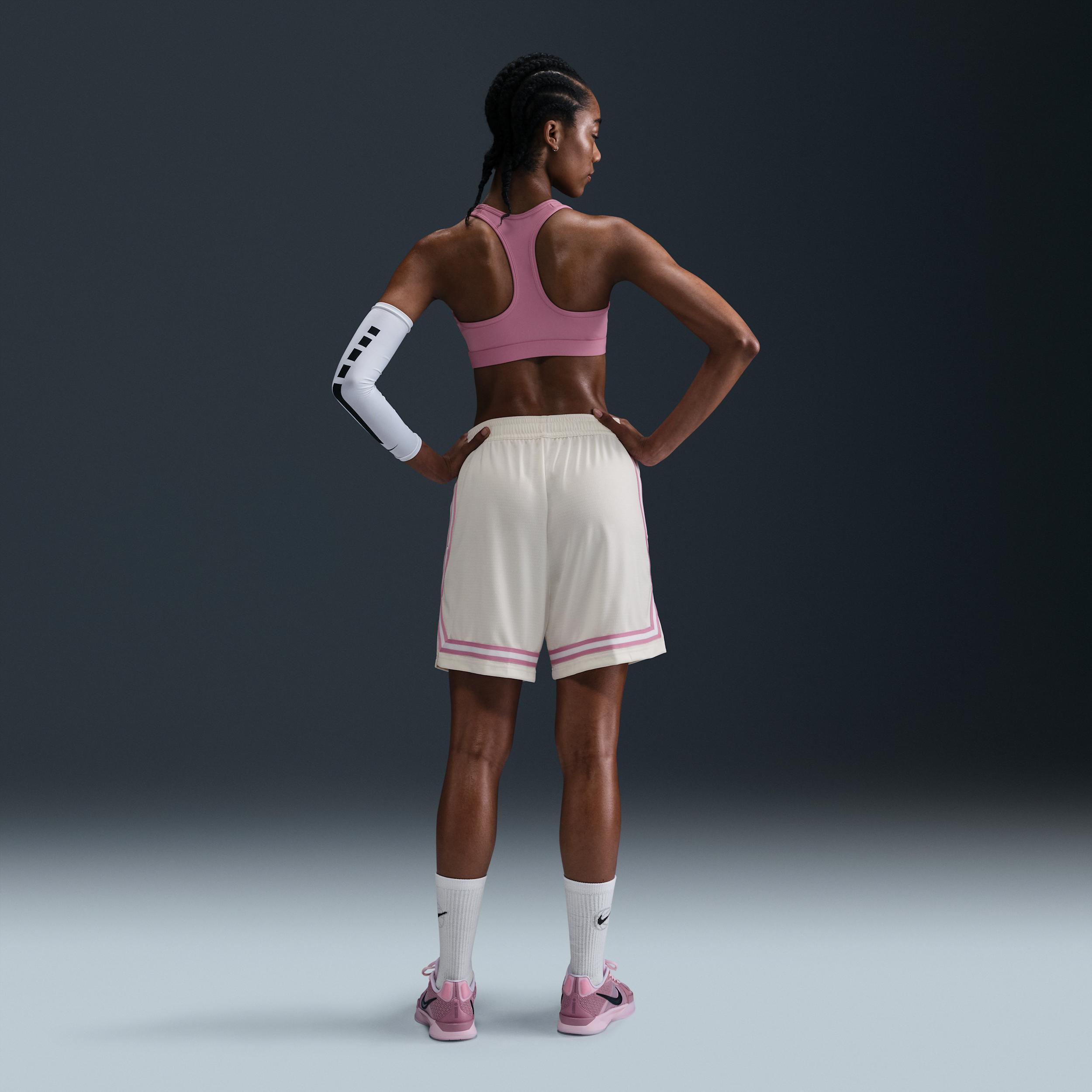 Nike Womens Crossover Dri-FIT 7 Basketball Shorts Product Image