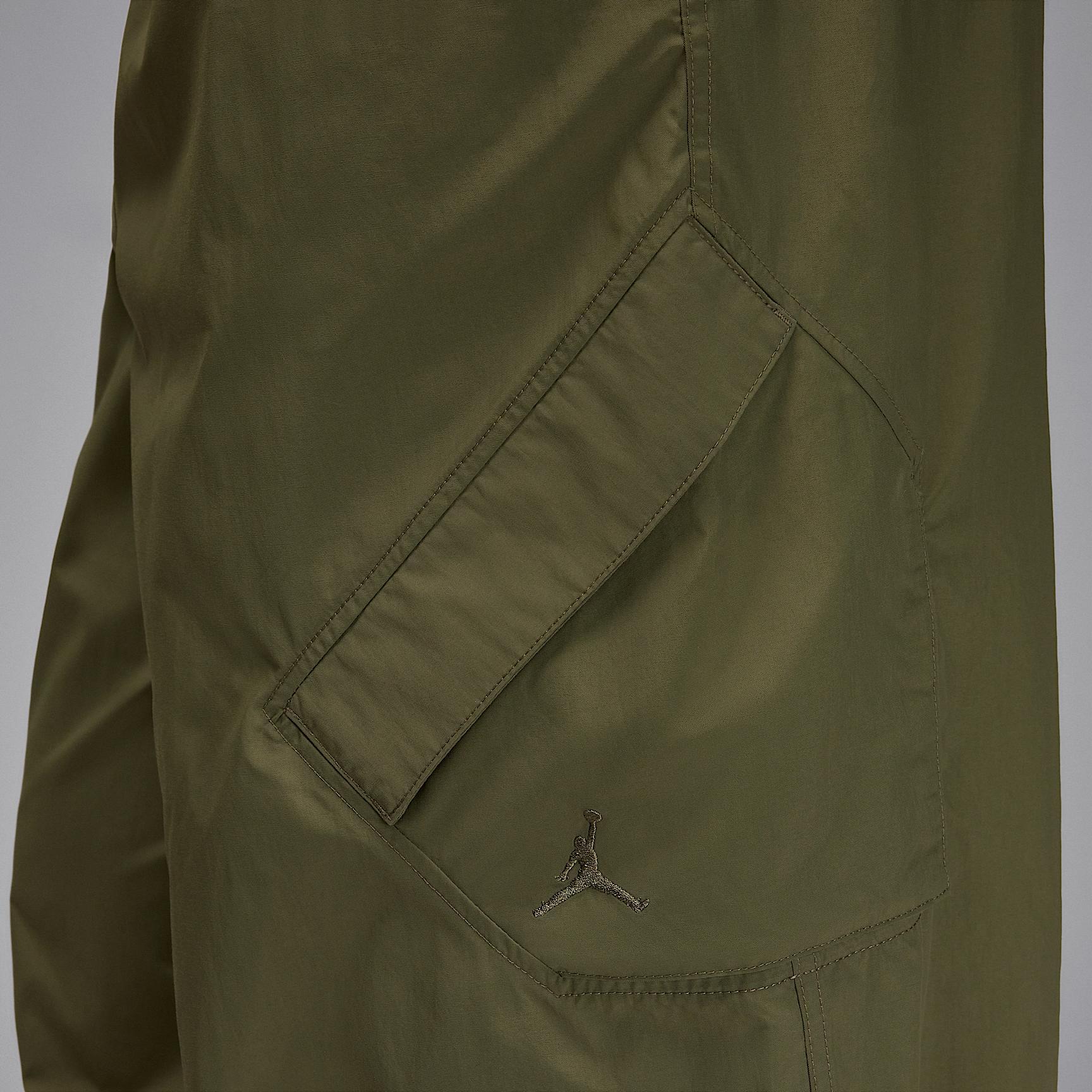 Jordan Flight Chicago Women's Parachute Pants Product Image