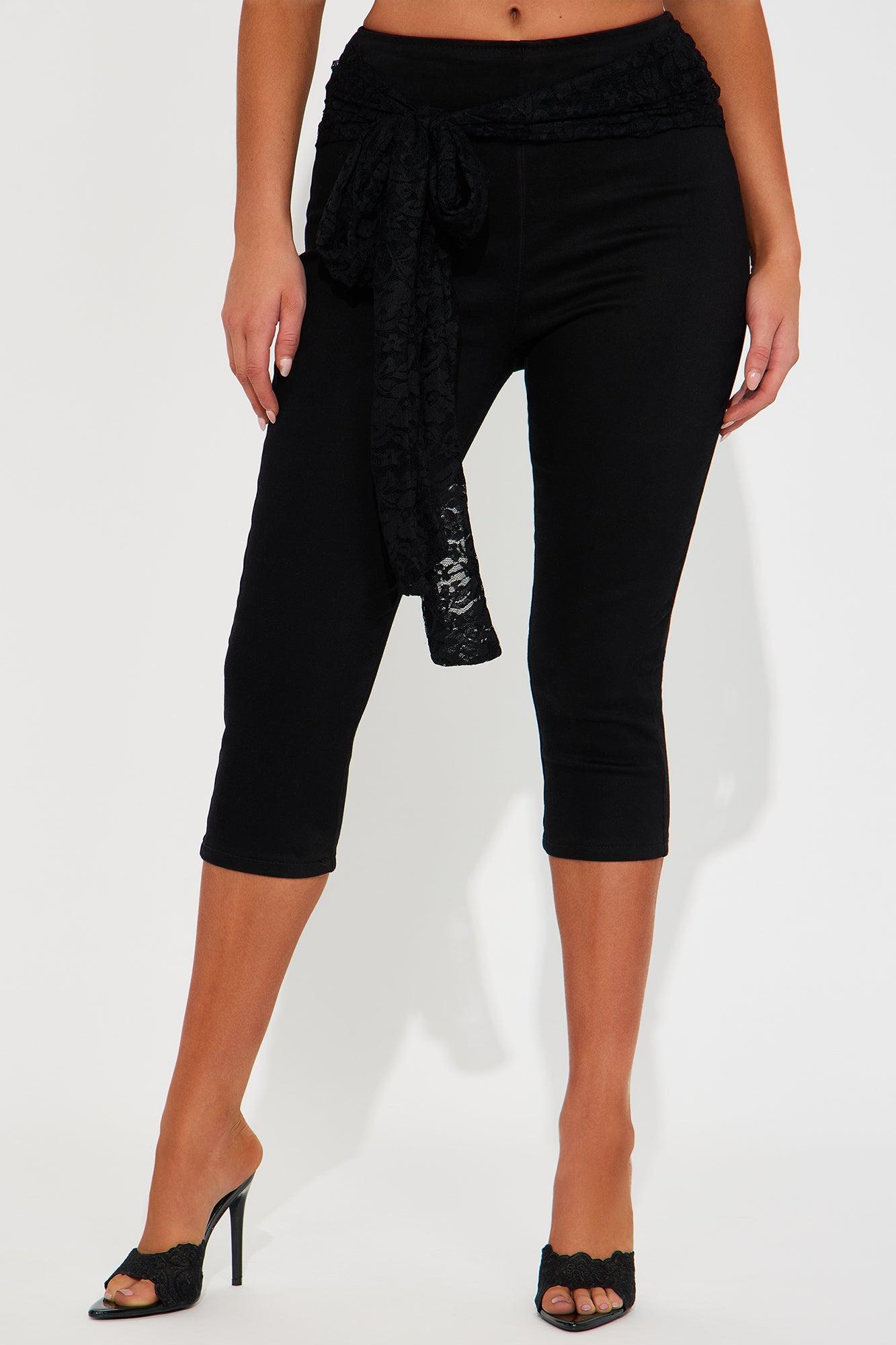 Date Night Capri Pant - Black Product Image