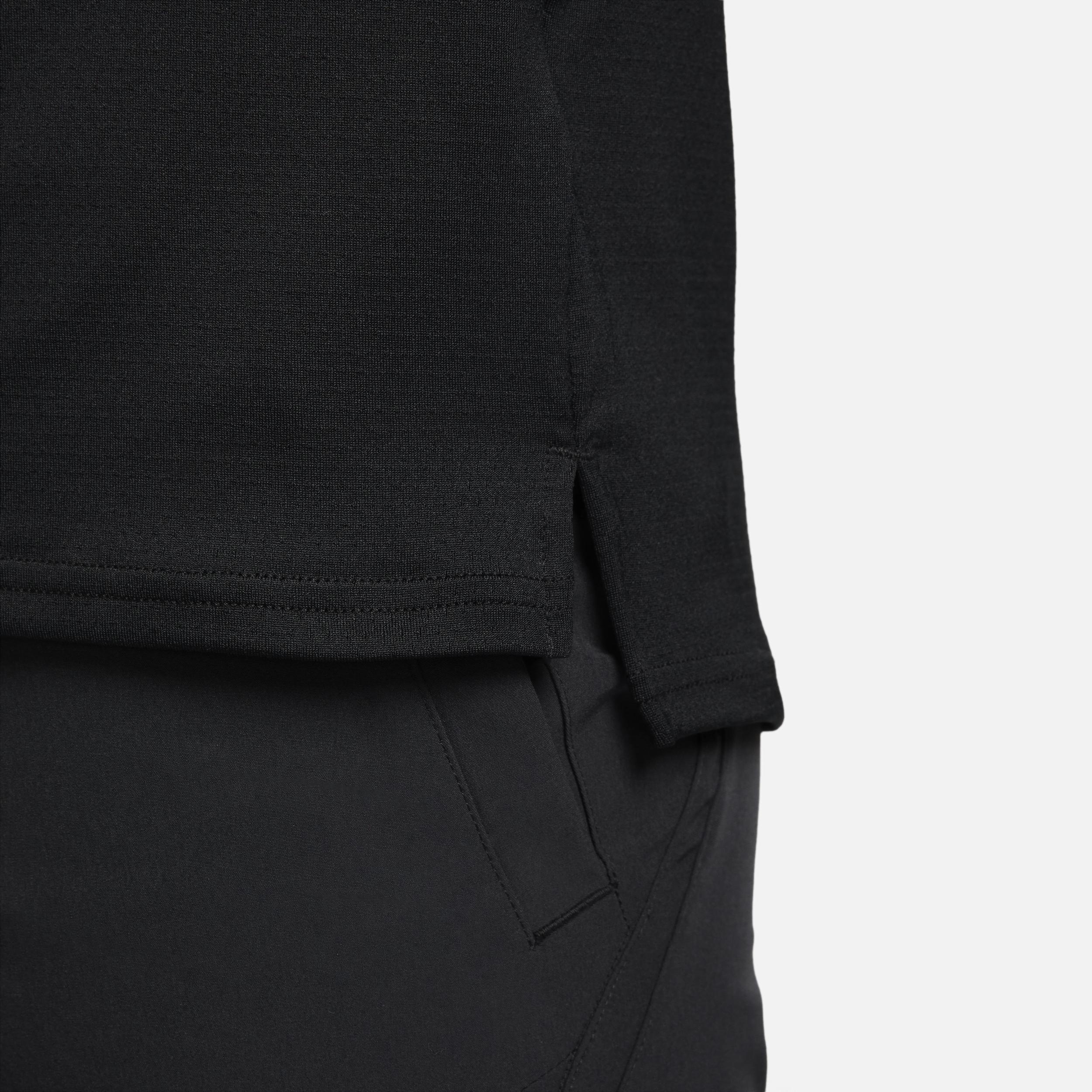 NikeCourt Advantage Men's Dri-FIT Tennis Top Product Image