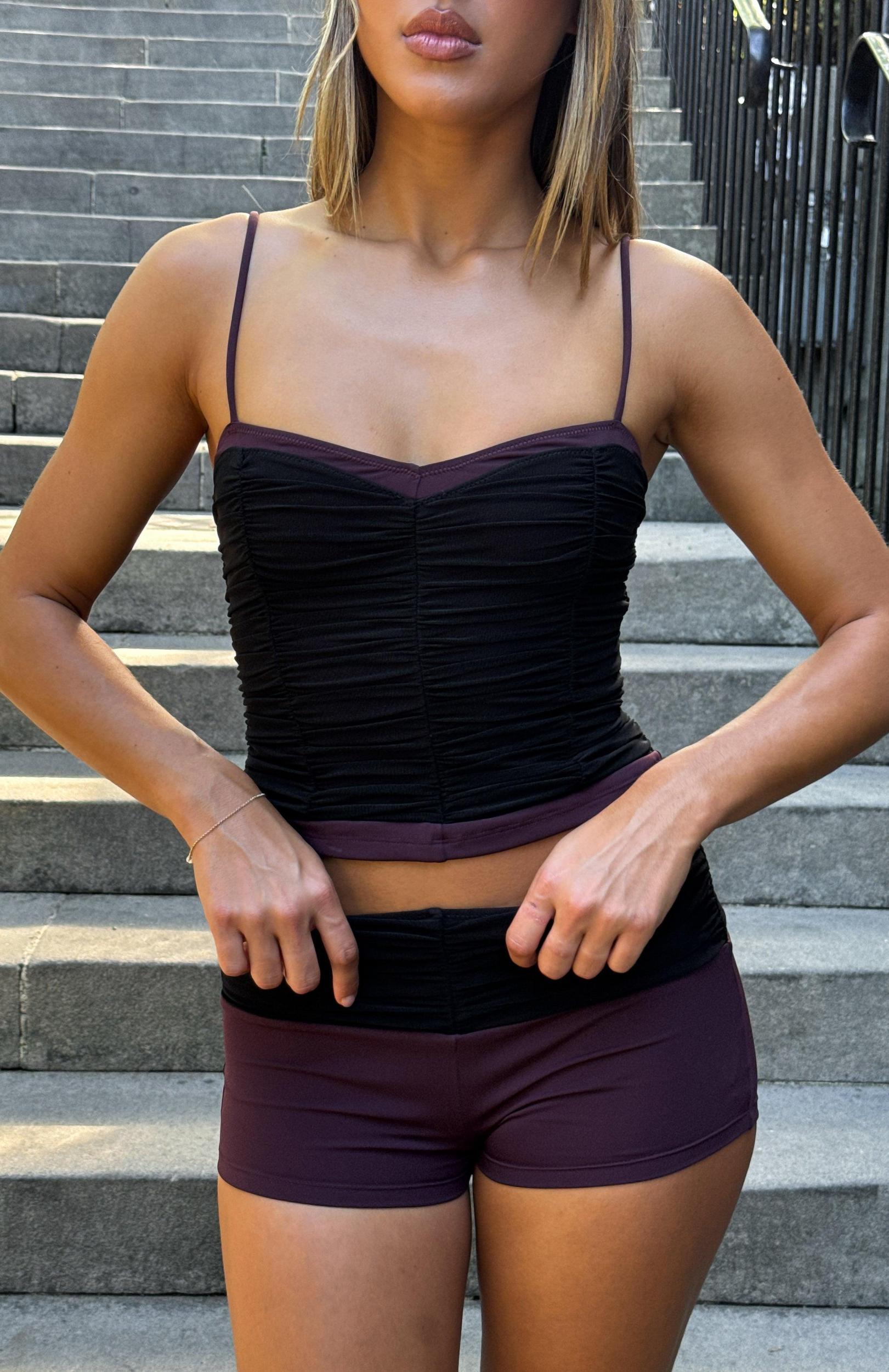 Still Beating Shorts Black/Wine Product Image