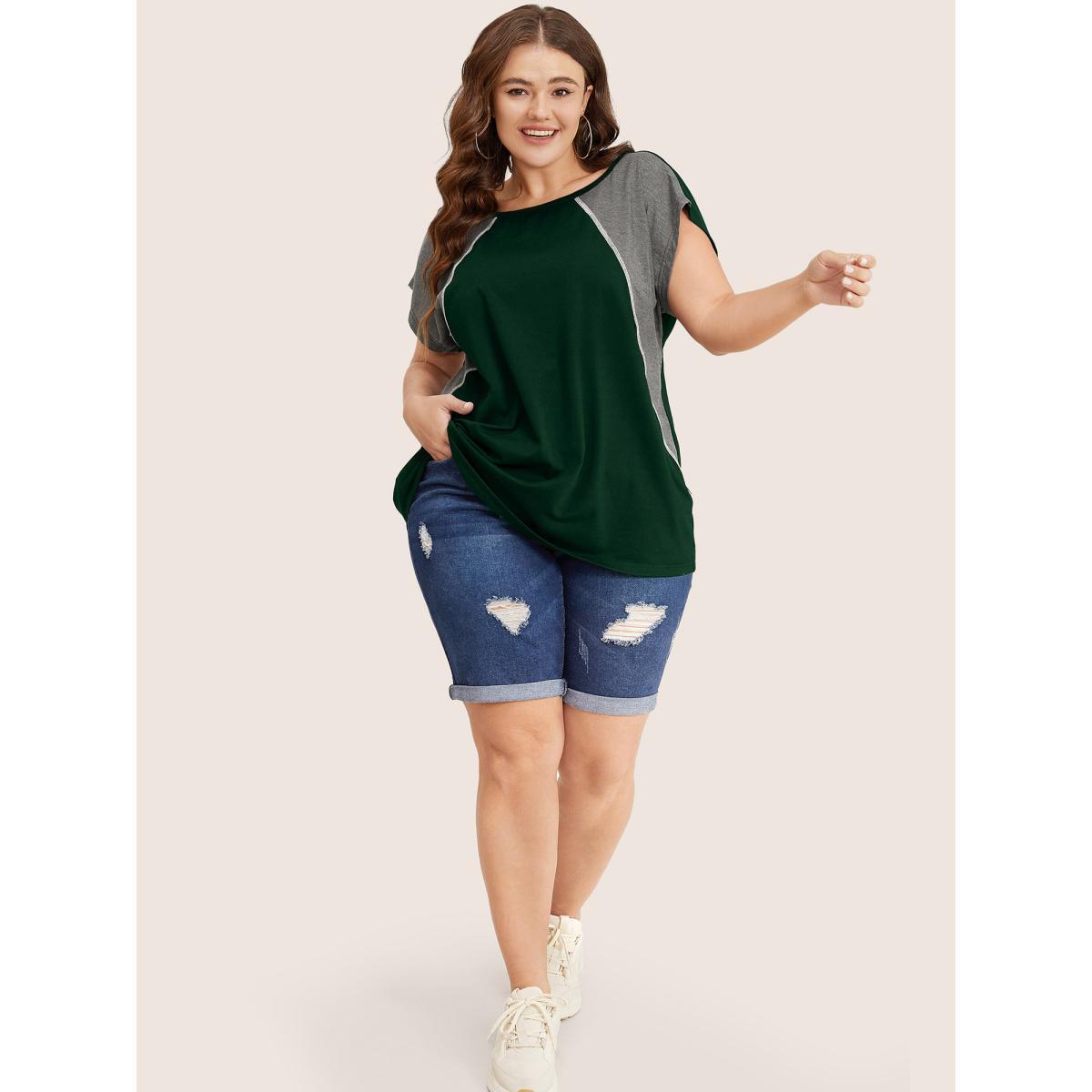 Plus Size Color Block Contrast Binding Batwing Sleeve T-shirt DarkGreen Women Casual Contrast Colorblock Round Neck Everyday T-shirts BloomChic 22-24/3X Product Image