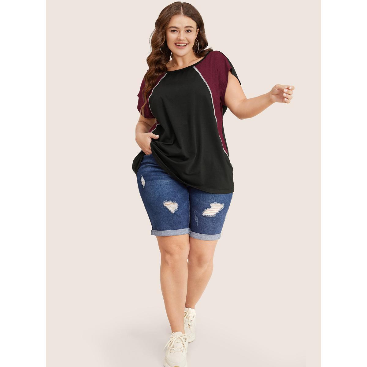 Plus Size Color Block Contrast Binding Batwing Sleeve T-shirt Scarlet Women Casual Contrast Colorblock Round Neck Everyday T-shirts BloomChic 26/4X Product Image