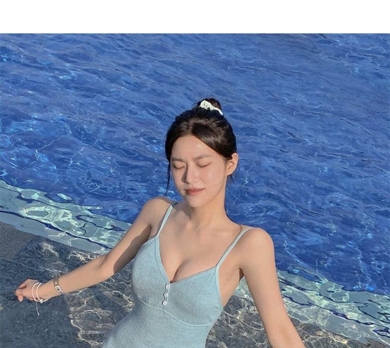 Spaghetti Strap Plain Swimsuit Product Image