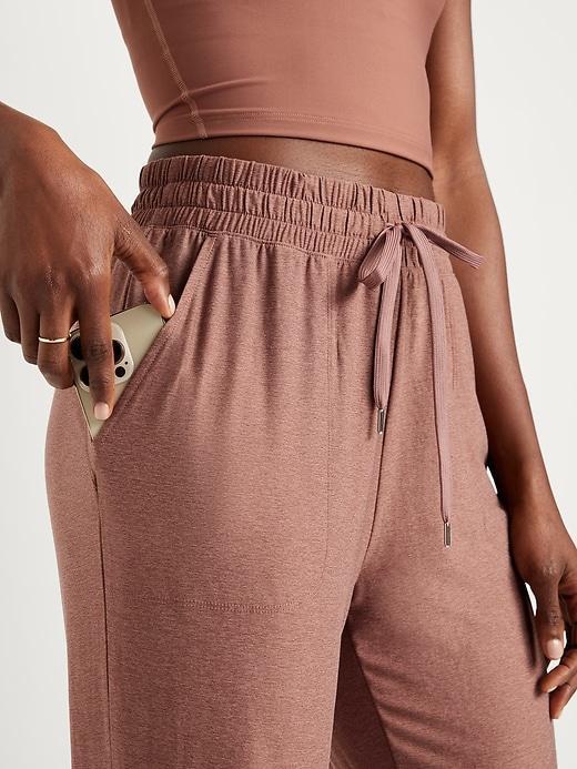 High-Waisted CloudMotion Joggers Product Image