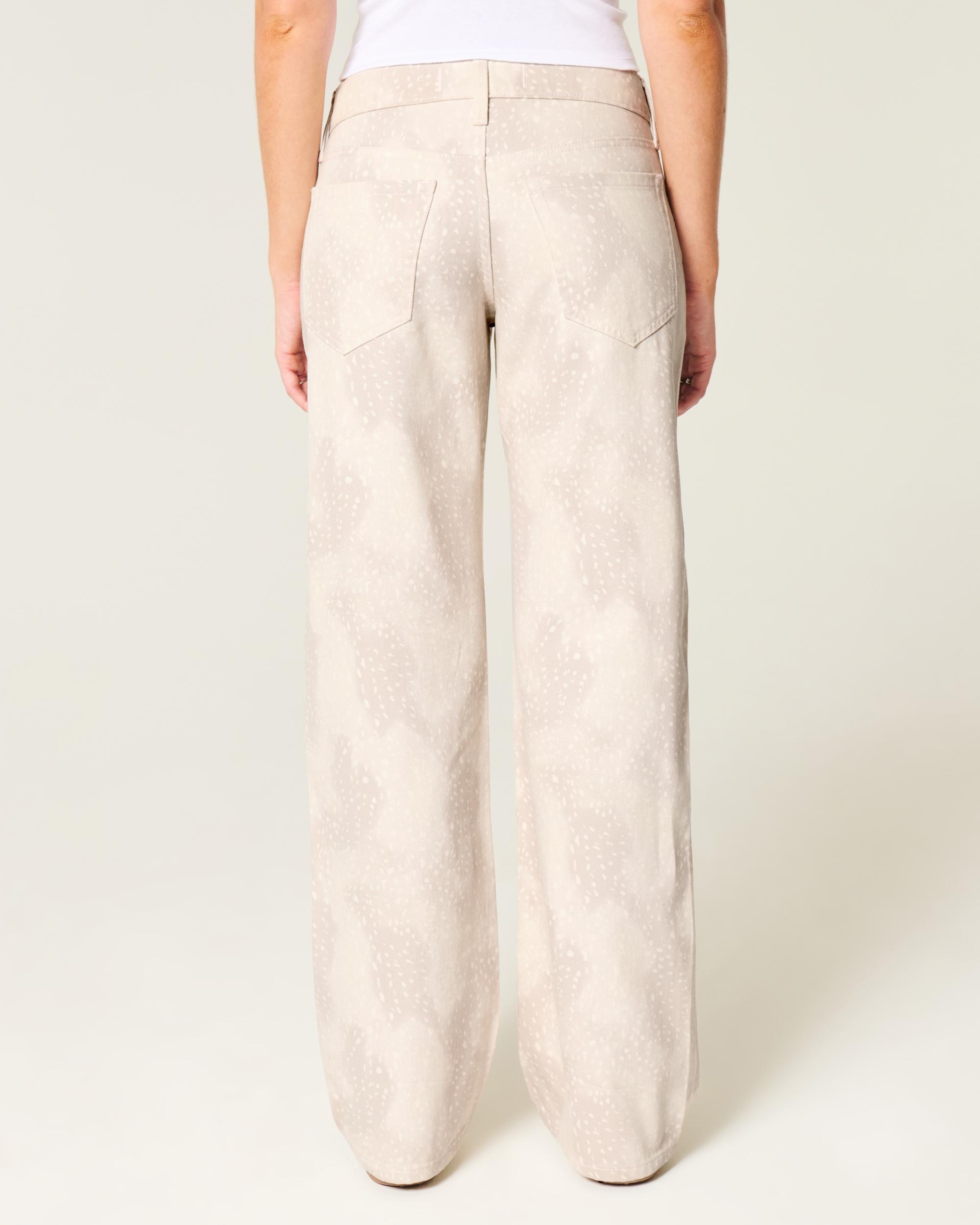 Low-Rise Doe Print Baggy Jeans Product Image