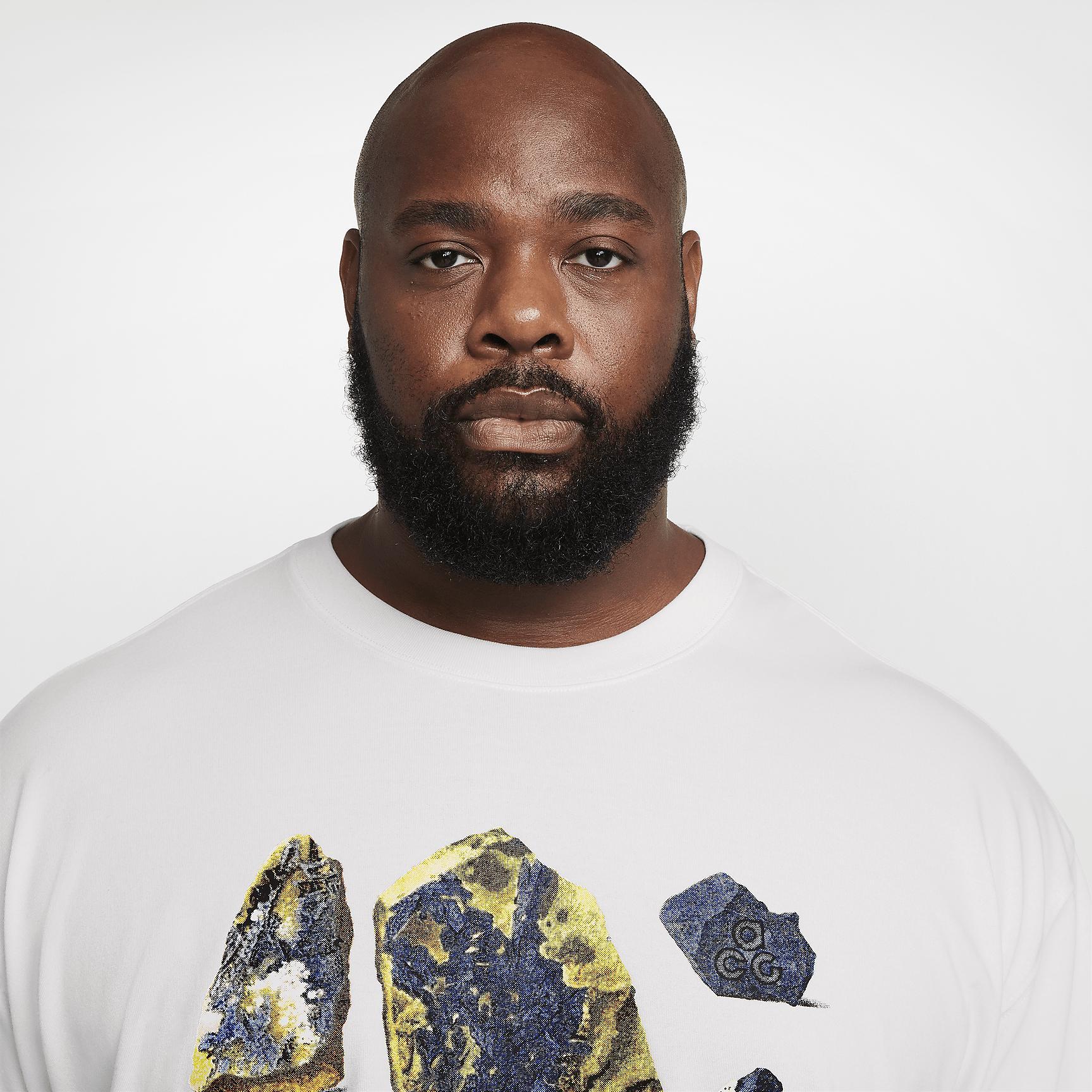 Nike ACG Men's Long-Sleeved T-Shirt Product Image