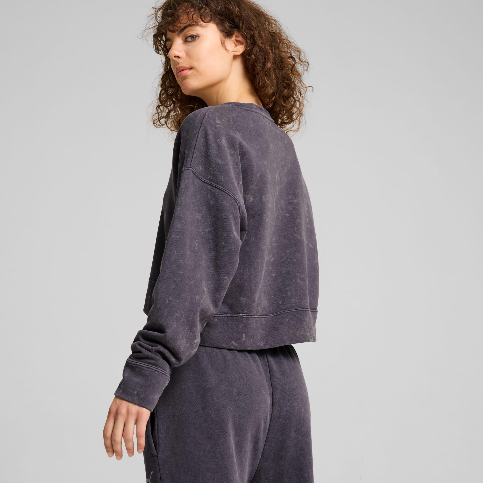 PUMA DARE TO Relaxed Washed Crew Women in Galactic Grey Product Image
