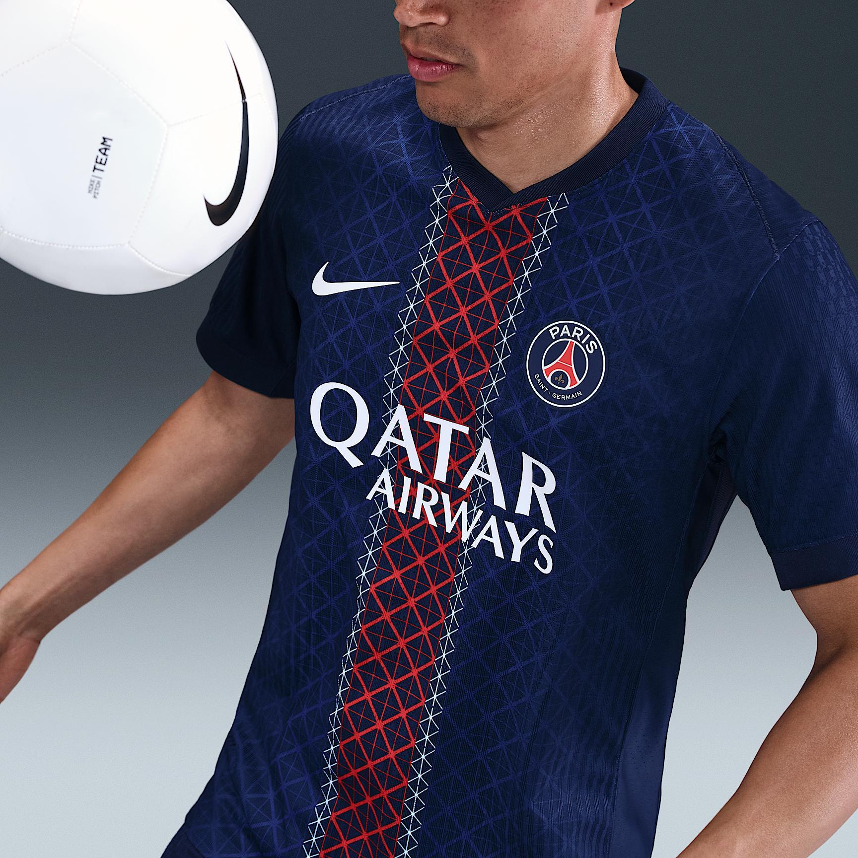 Paris Saint-Germain 2025/26 Match Home Men's Nike Dri-FIT ADV Soccer Authentic Jersey Product Image