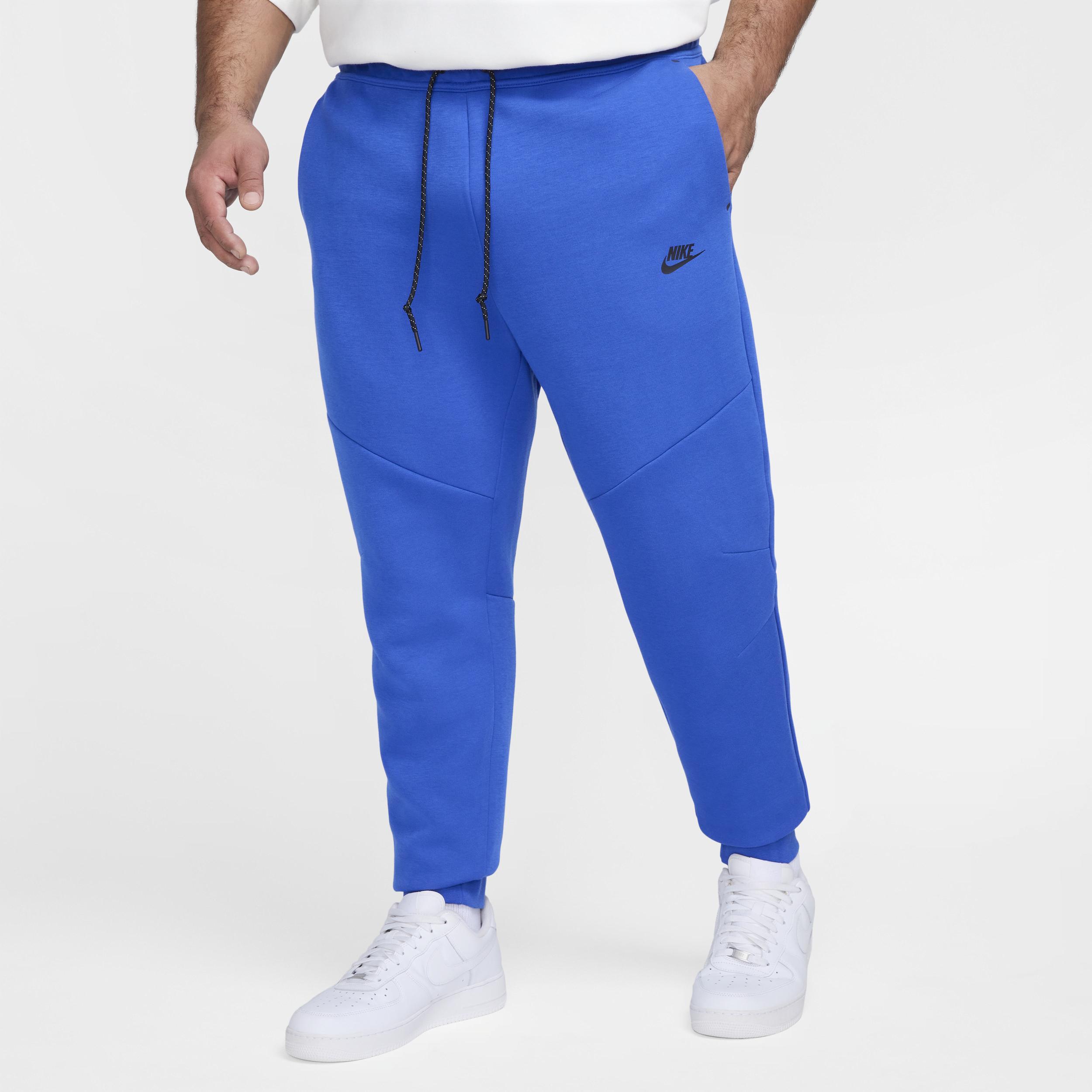 Nike Mens Tech Fleece Jogger Pants Product Image