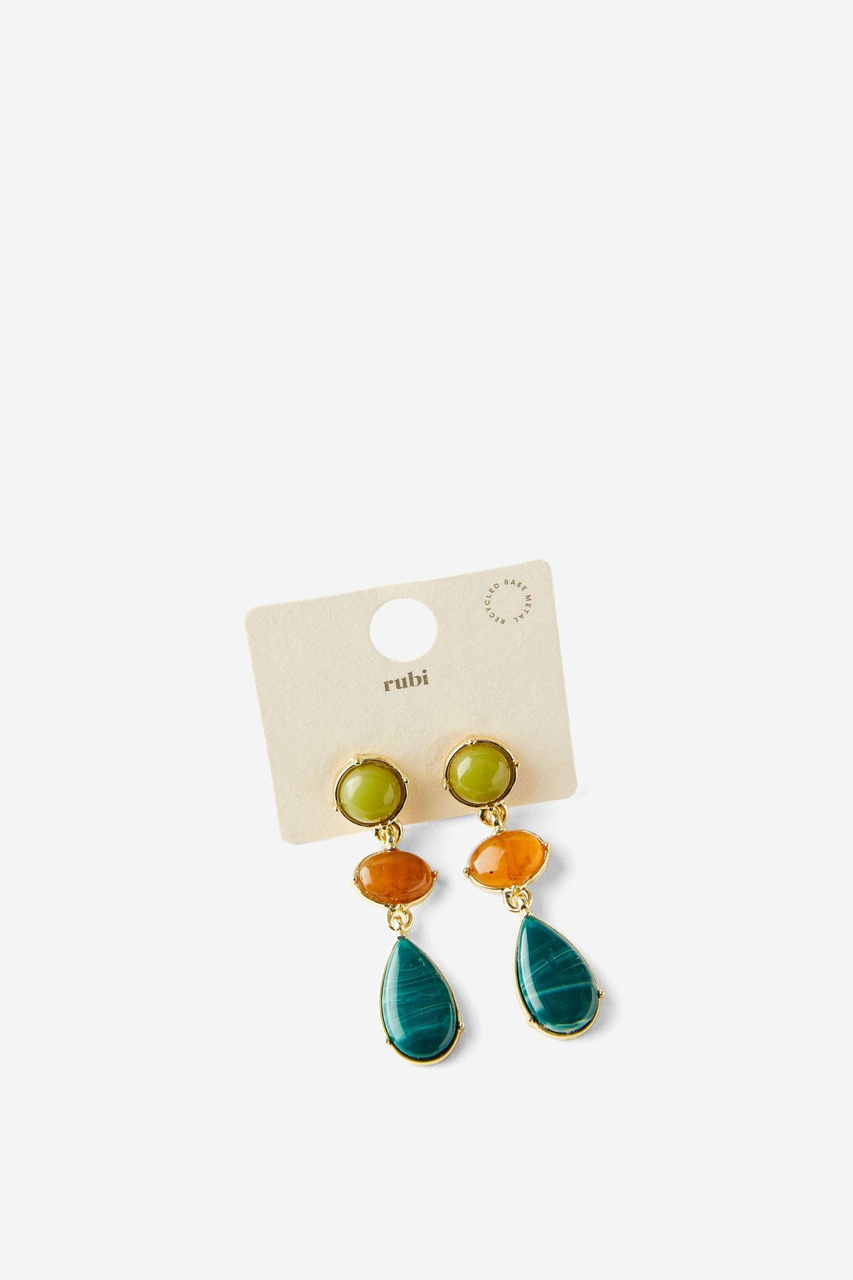 Mid Charm Earring Product Image