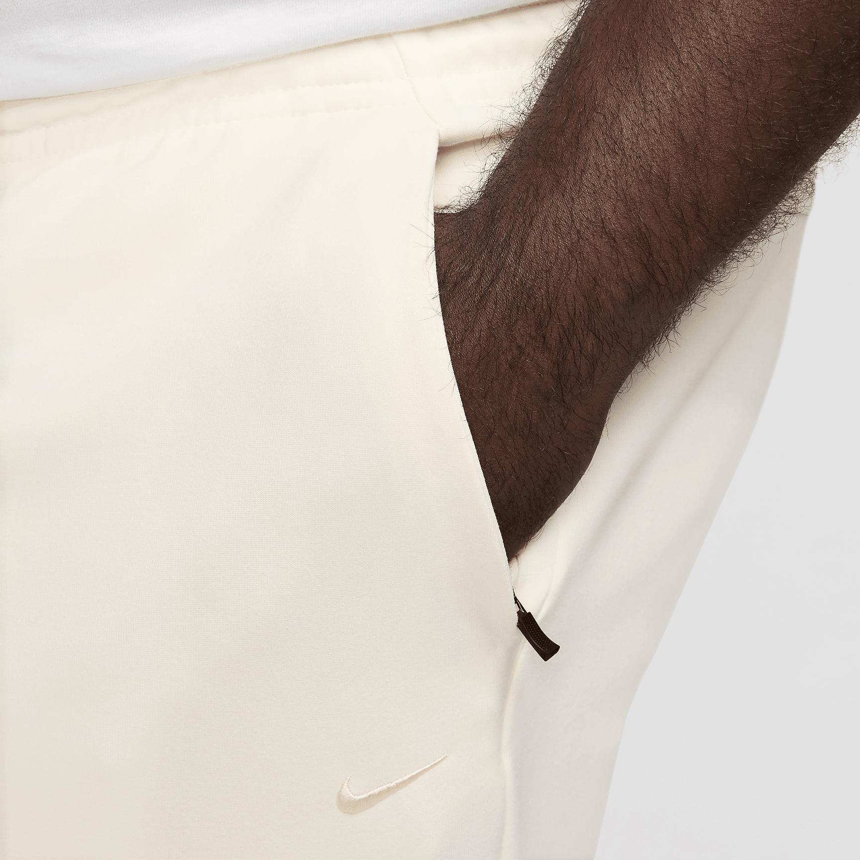 Nike Men's Primary Fleece Dri-FIT UV Tapered Performance Pants Product Image