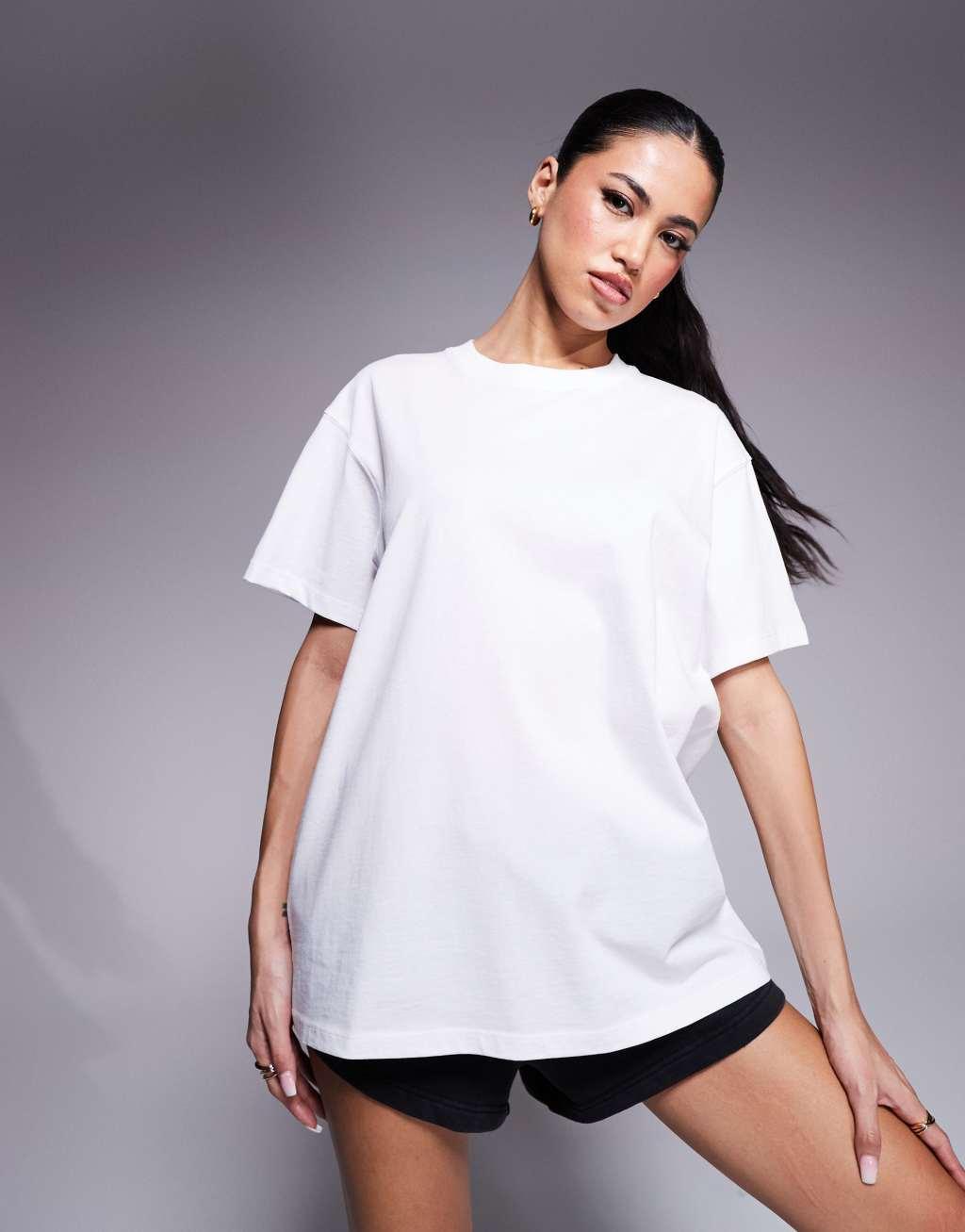 4505 Icon oversized cotton t-shirt with quick dry finish in white  Product Image
