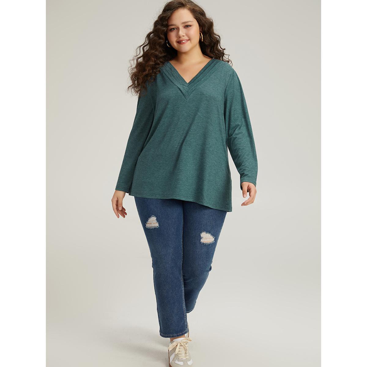 Plus Size Plain Heather Pleated V Neck T-shirt DarkGreen Women Casual Plain Plain V-neck Dailywear T-shirts BloomChic 30/6X Product Image