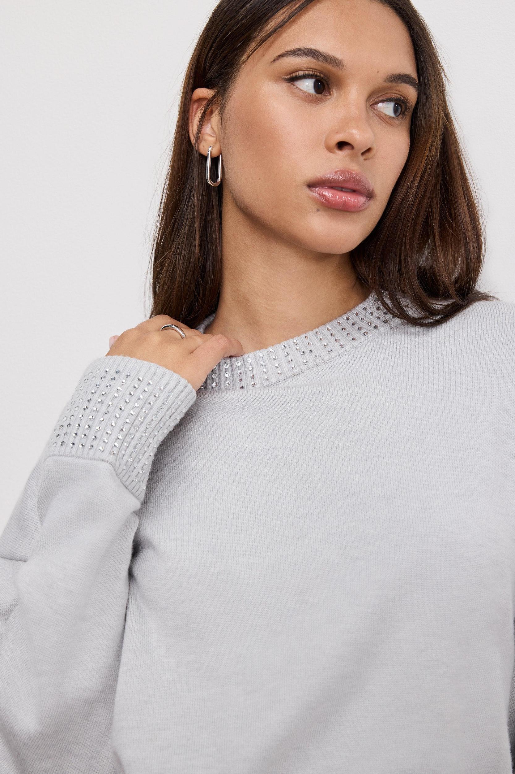 CRYSTAL CREWNECK SWEATER | HEATHER GREY001 Product Image