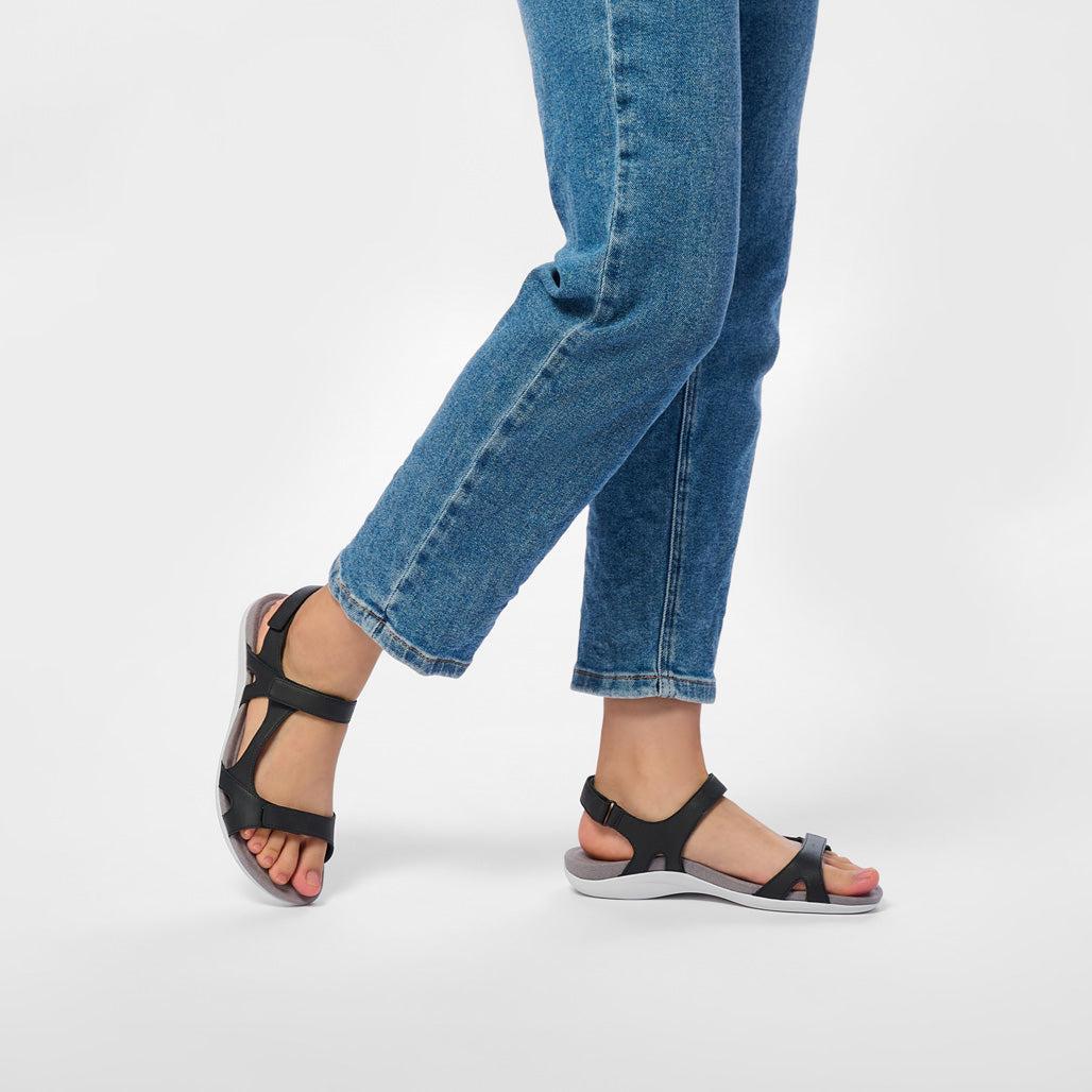 Oasis Sport Sandal Metatarsal Product Image