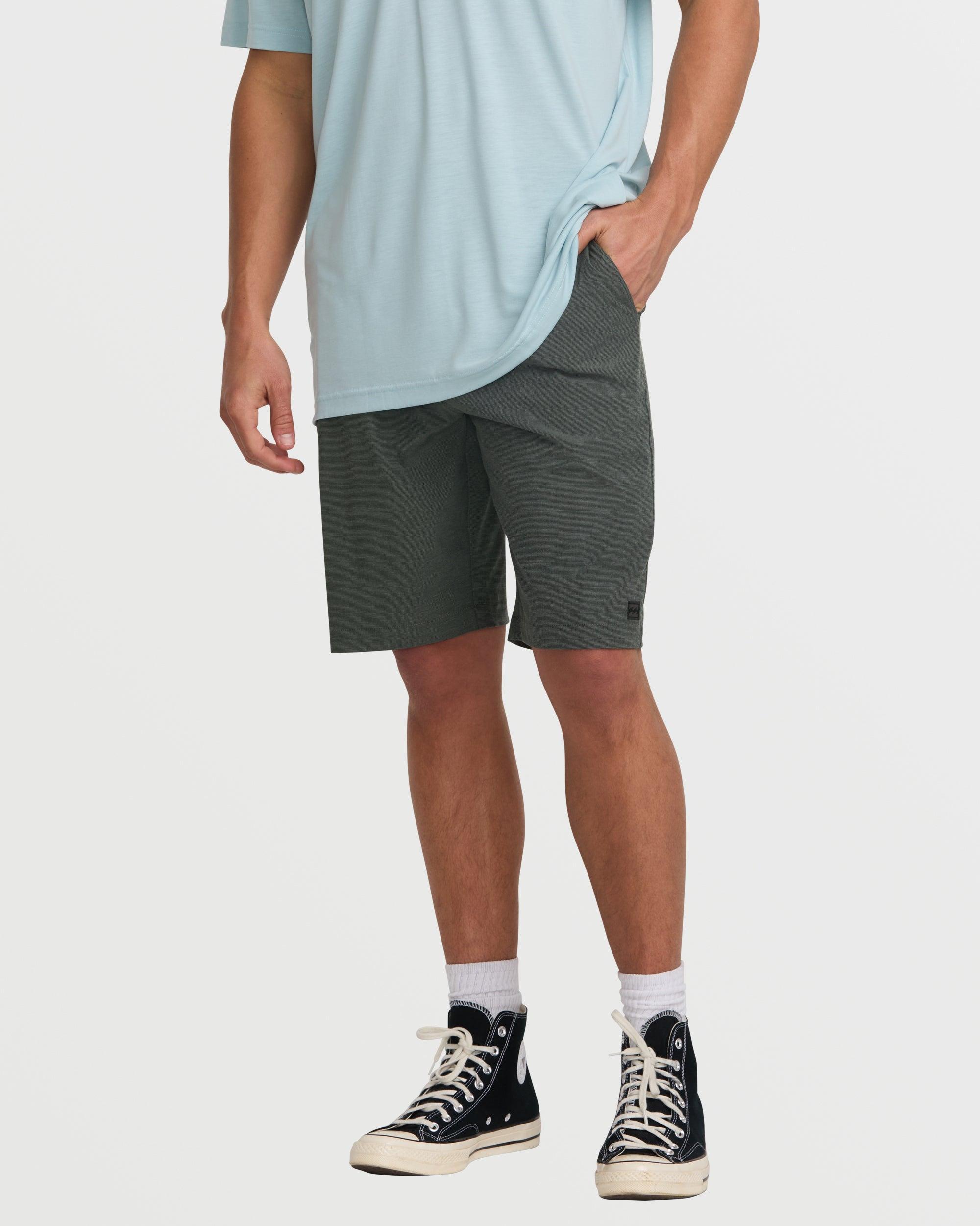 Crossfire Submersible 21" Hybrid Shorts - Asphalt Male Product Image